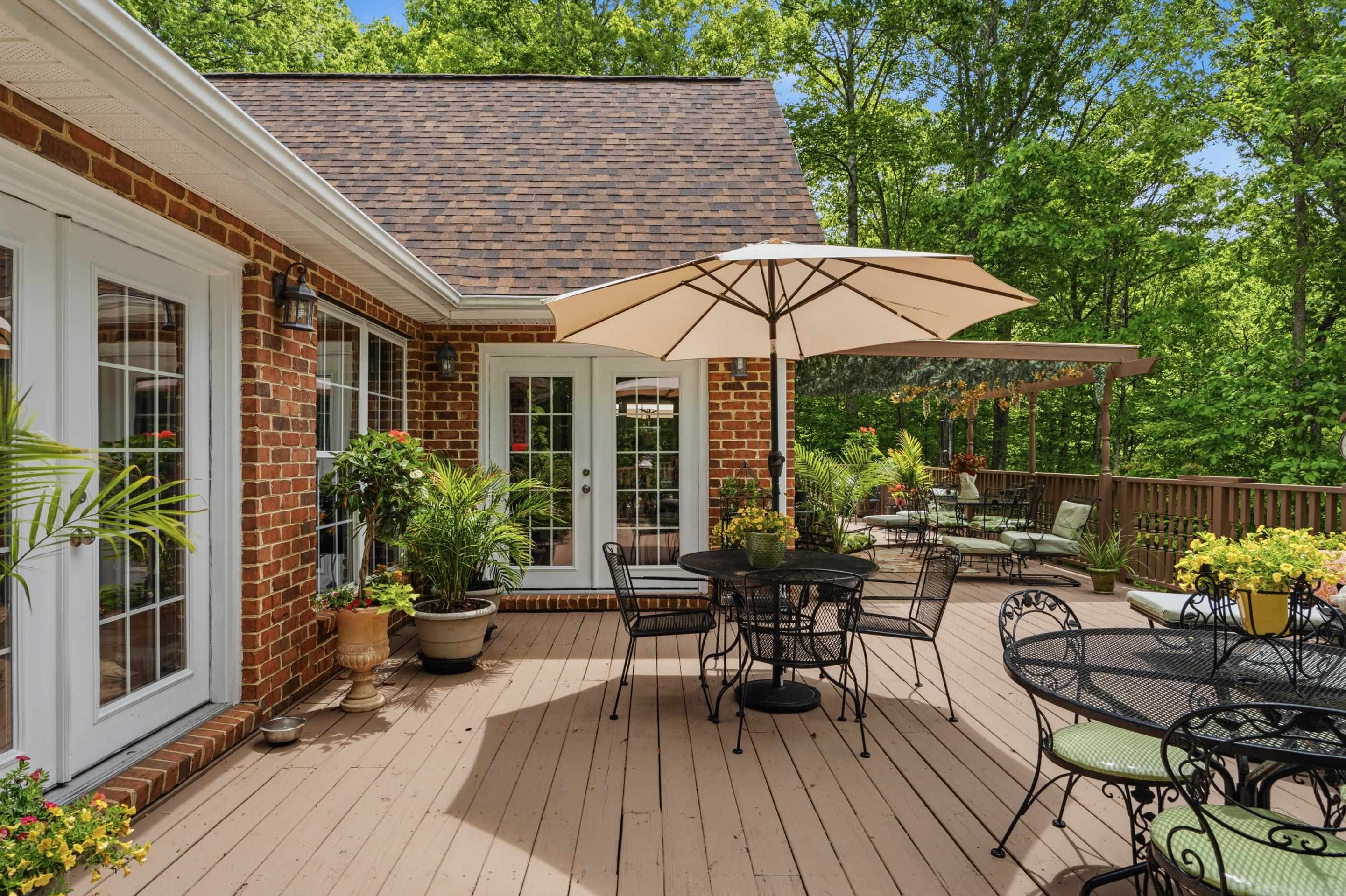 157 Burks Hollow Road Willis VA 24380