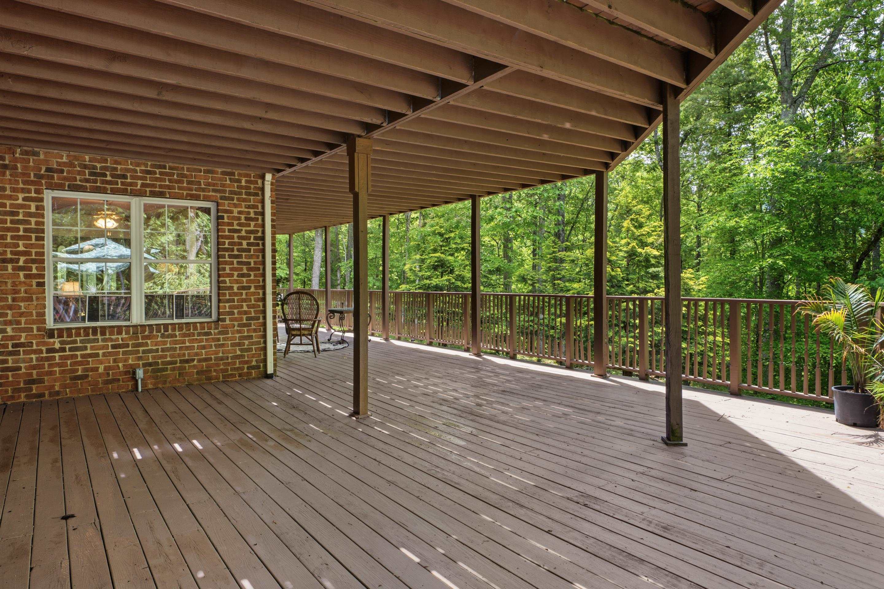 157 Burks Hollow Road Willis VA 24380