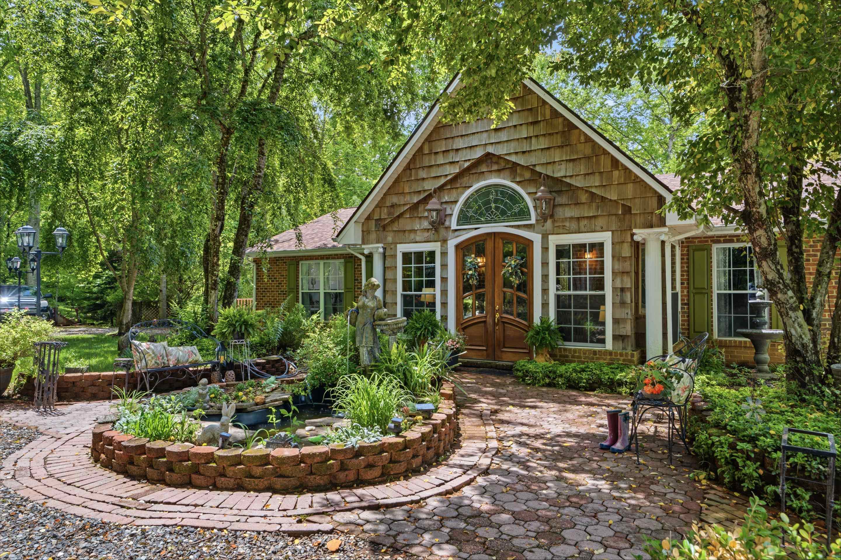 157 Burks Hollow Road Willis VA 24380