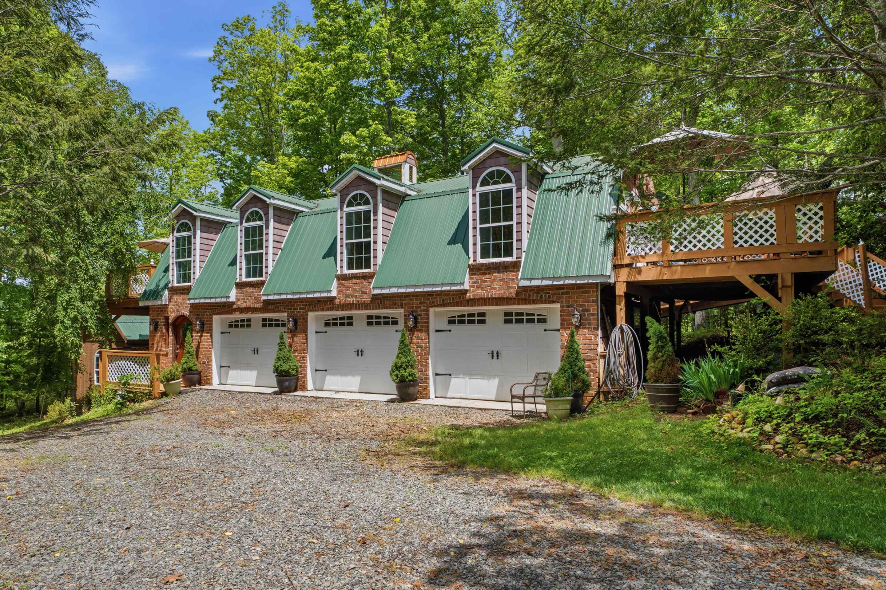 157 Burks Hollow Road Willis VA 24380