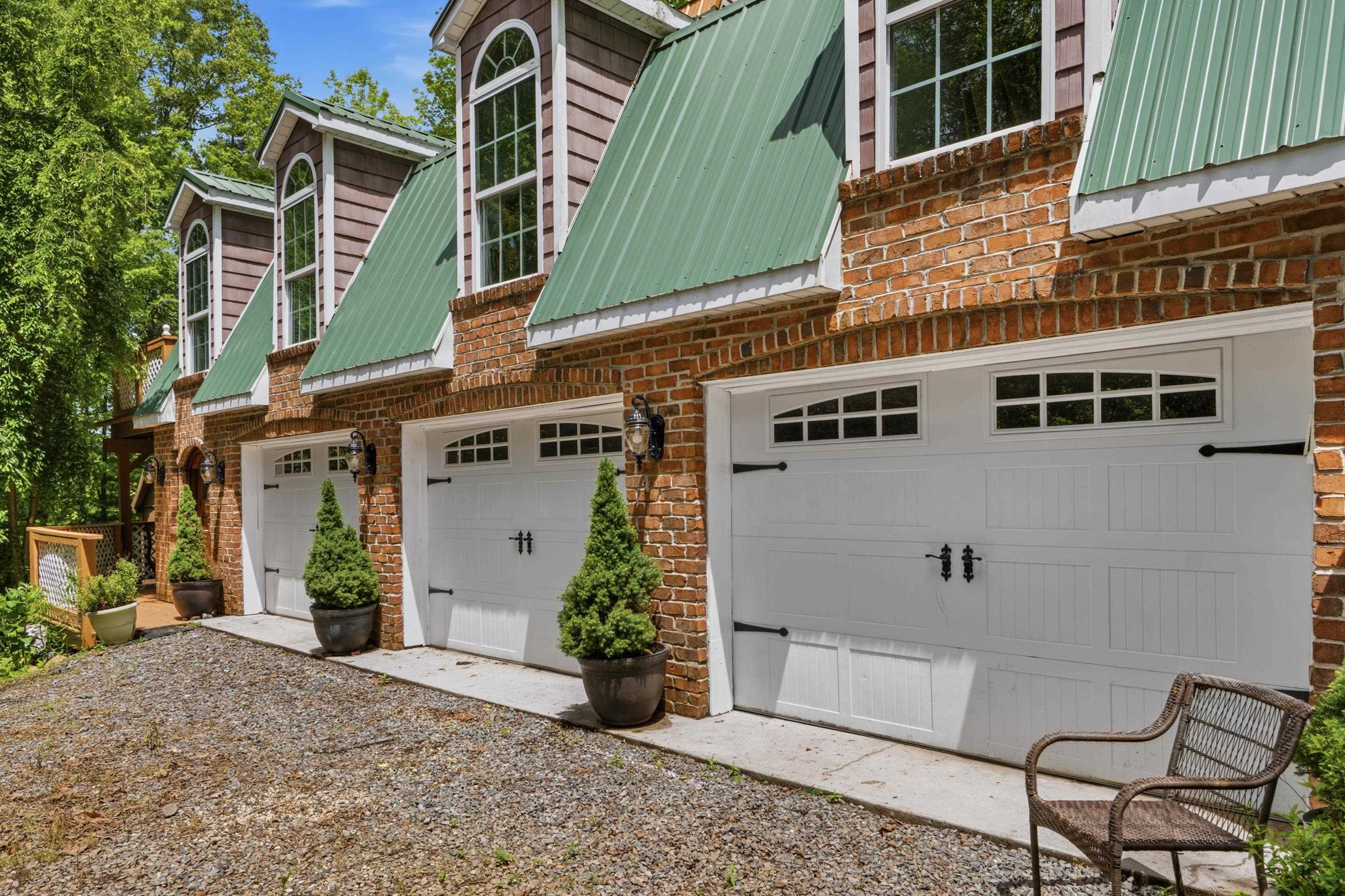 157 Burks Hollow Road Willis VA 24380
