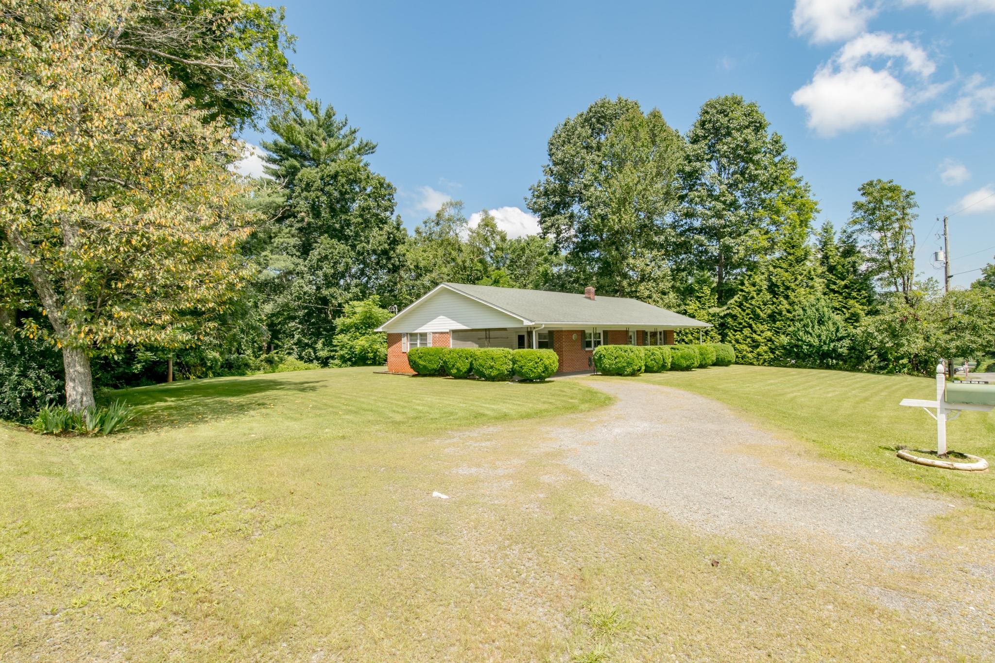 1135 S Main Street Galax VA 24333