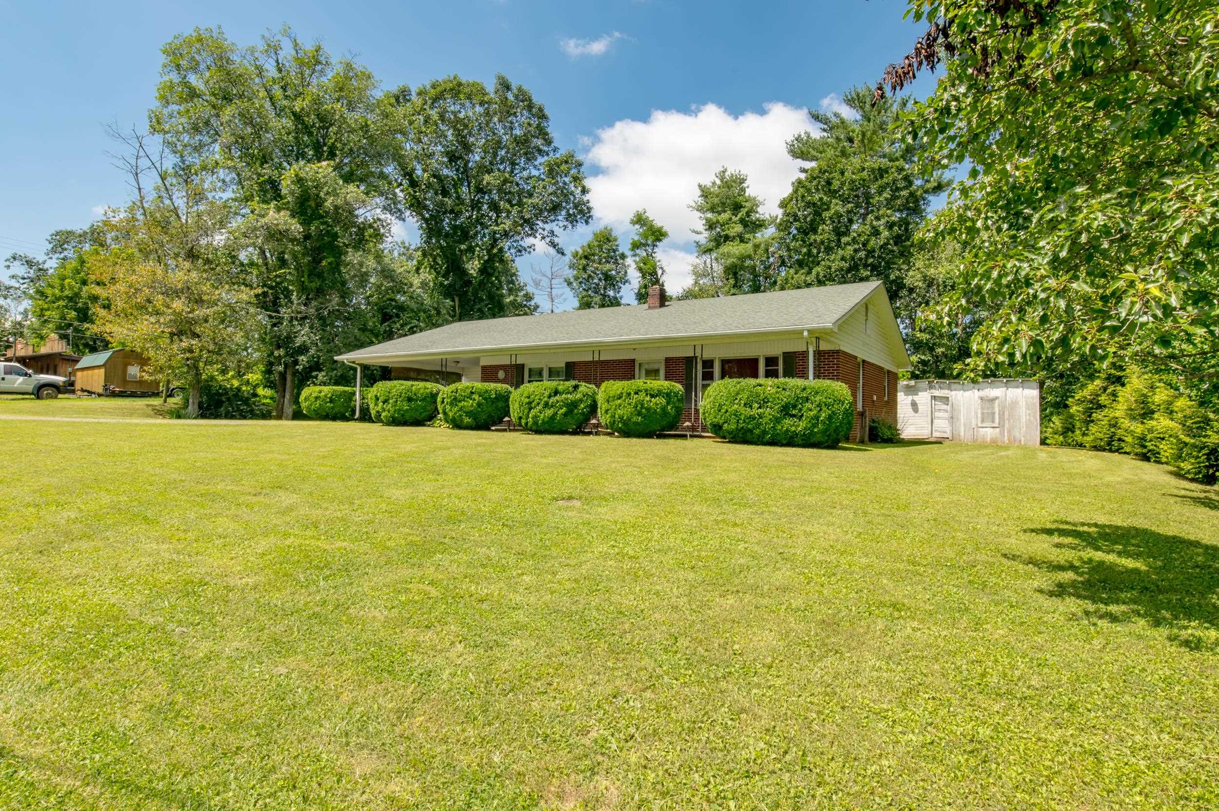 1135 S Main Street Galax VA 24333