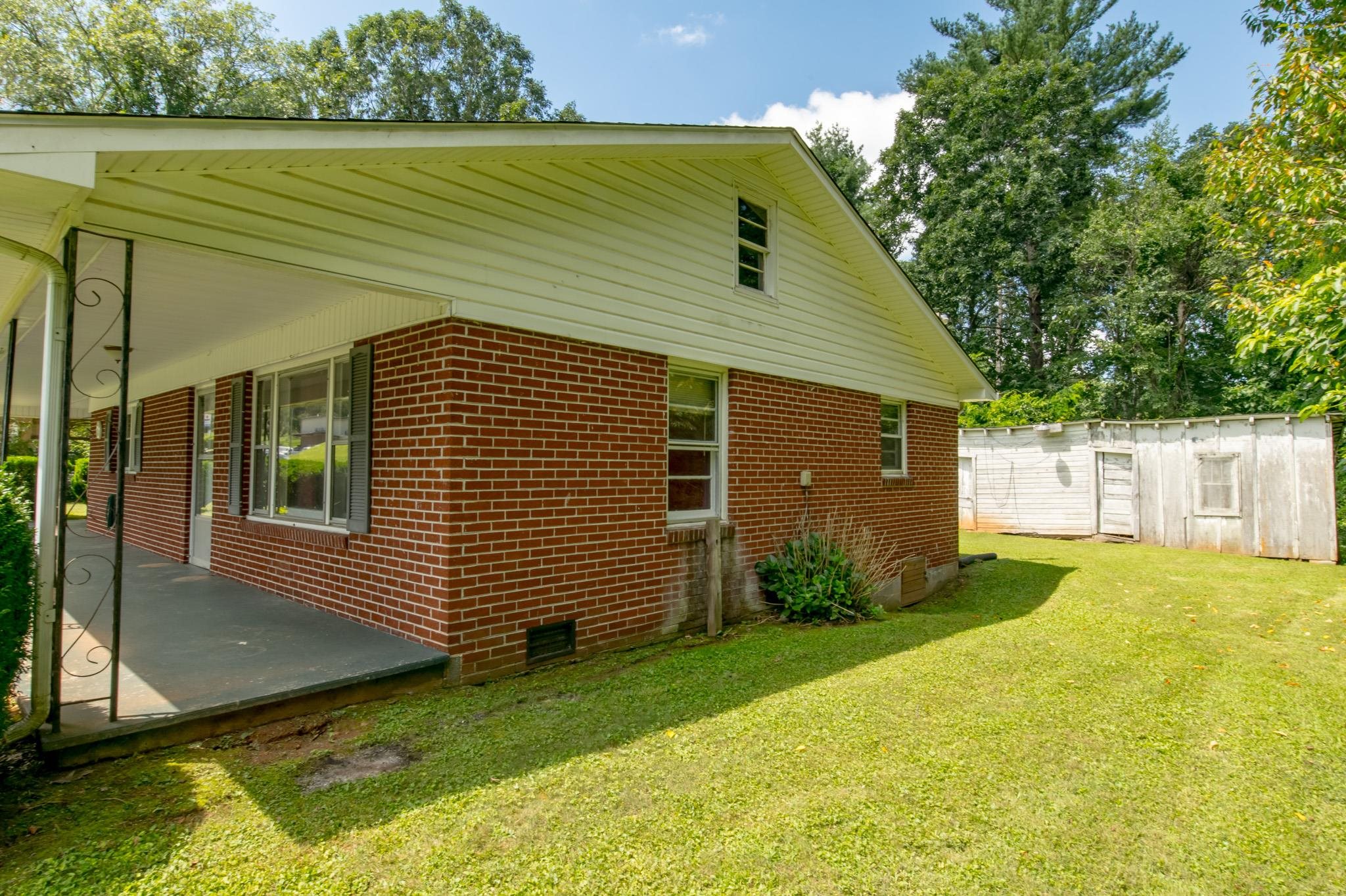 1135 S Main Street Galax VA 24333