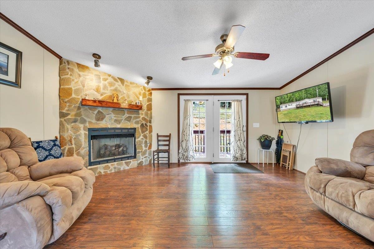 151 Perdue Road Staffordsville VA 24167