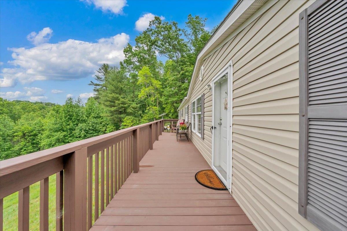 151 Perdue Road Staffordsville VA 24167