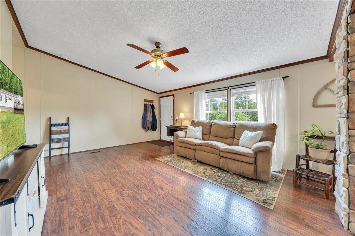 151 Perdue Road Staffordsville VA 24167