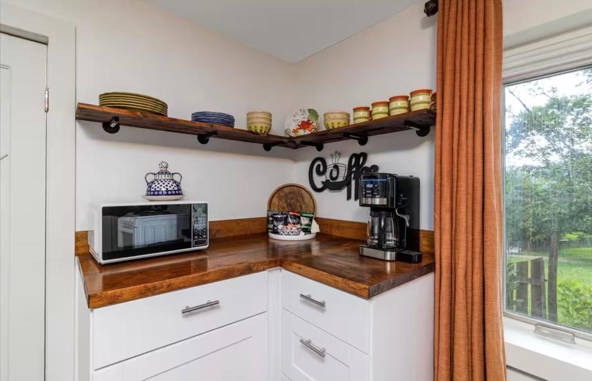 1951 Harding Road Blacksburg VA 24060