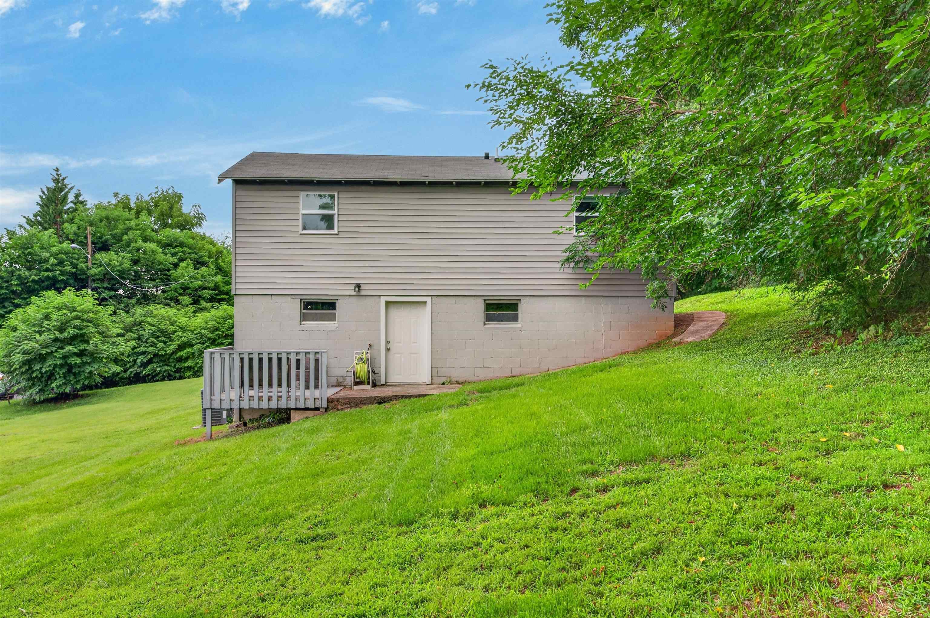 190 New Street Christiansburg VA 24073