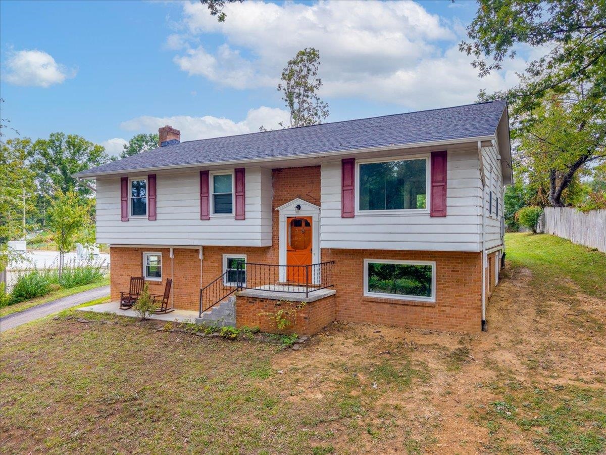 1370 Roanoke St Street Christiansburg VA 24073