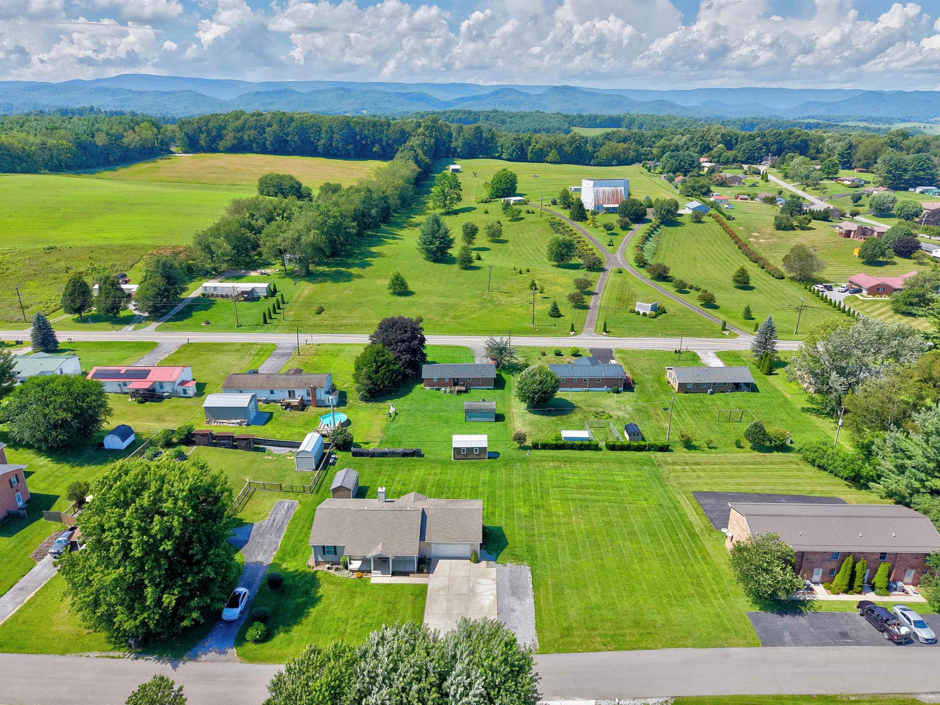 128 Sunset View Road Rural Retreat VA 24368