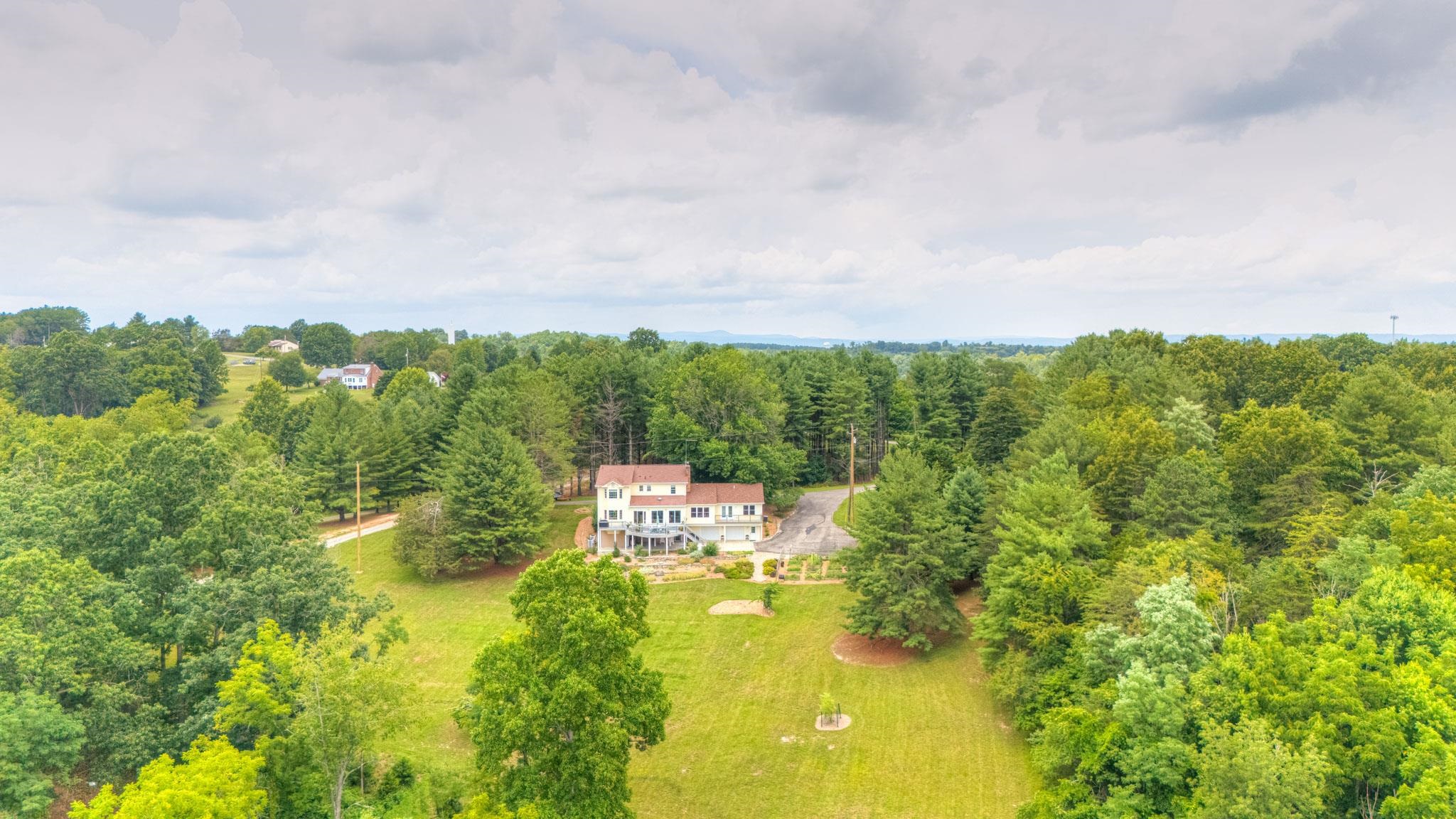 6020 Lyons Road Dublin VA 24084