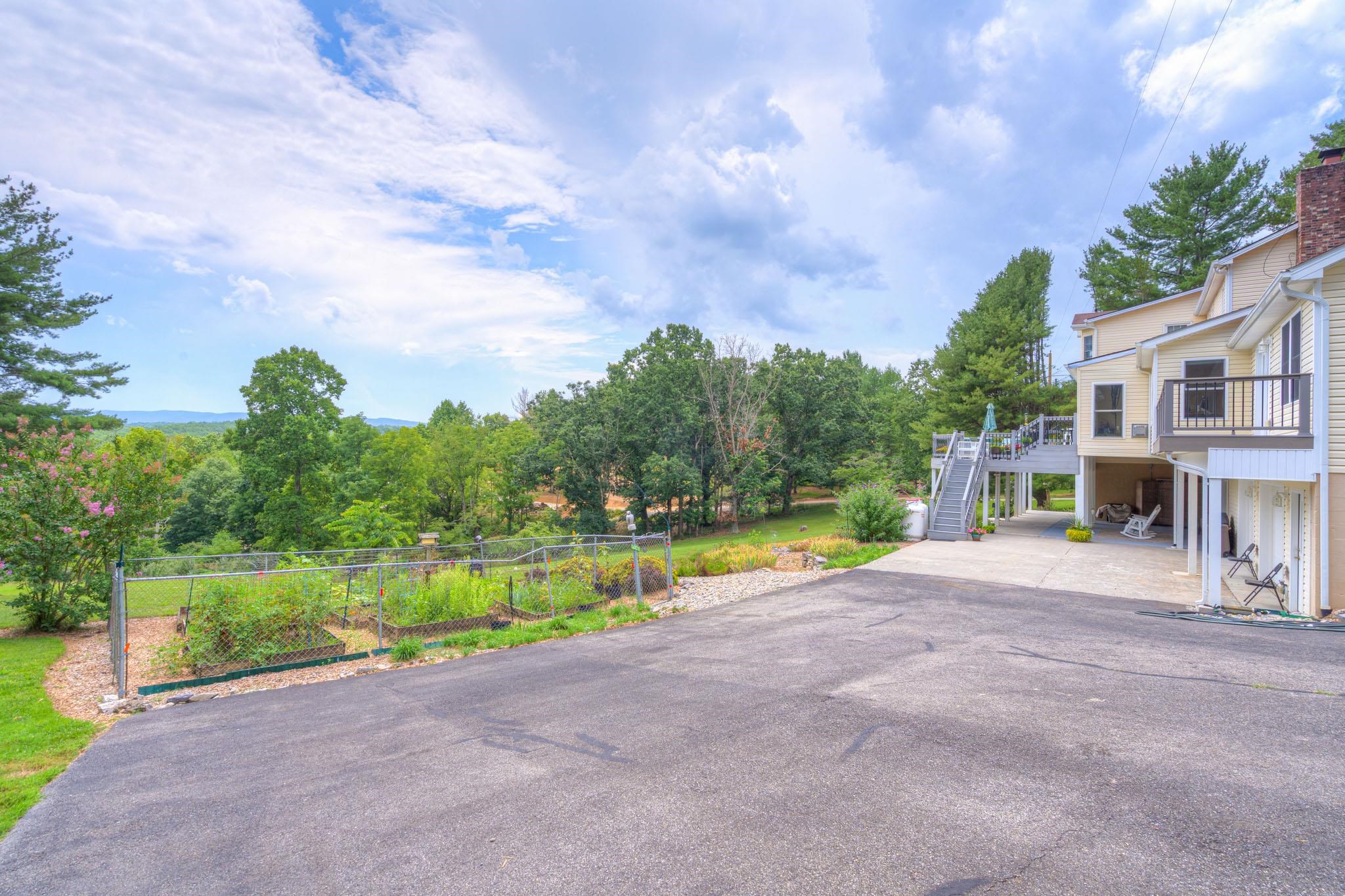 6020 Lyons Road Dublin VA 24084