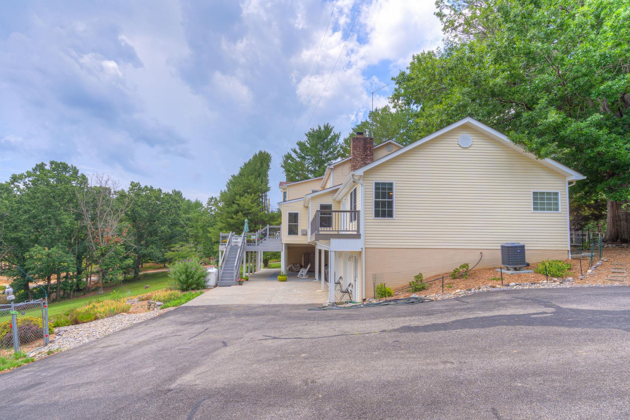 6020 Lyons Road Dublin VA 24084
