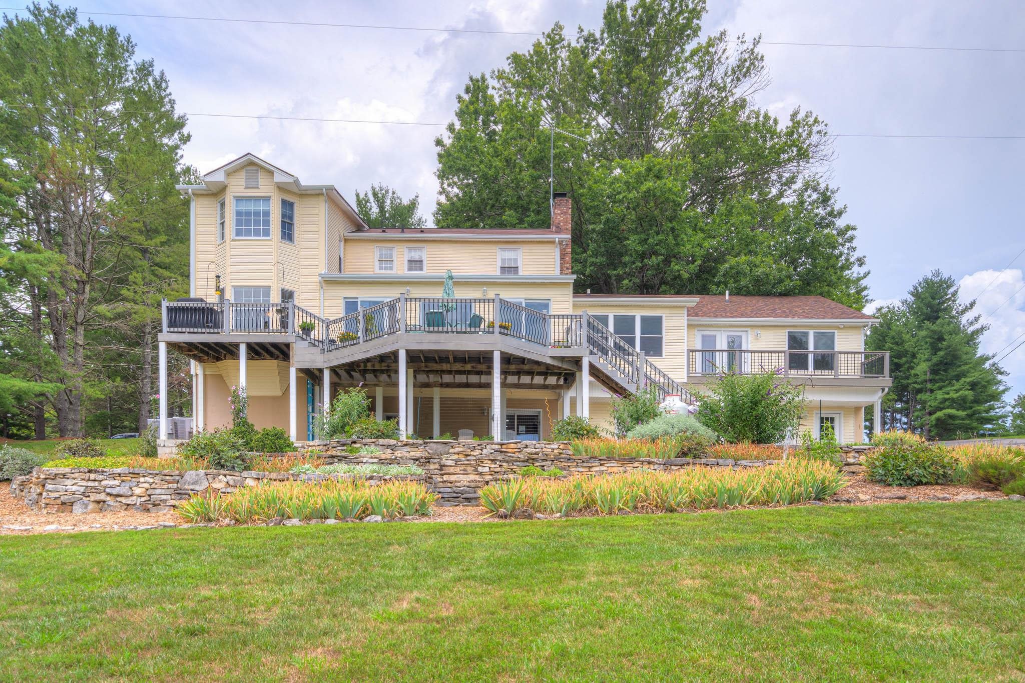 6020 Lyons Road Dublin VA 24084