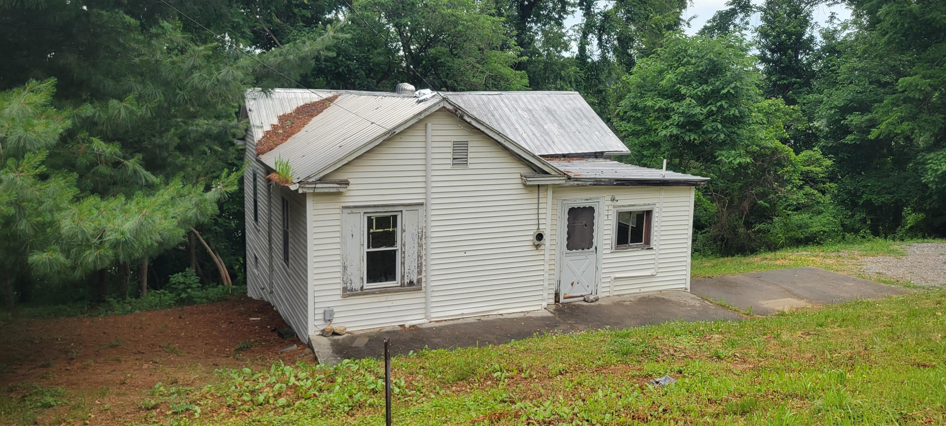 570 Schaeffer Drive Christiansburg VA 24073