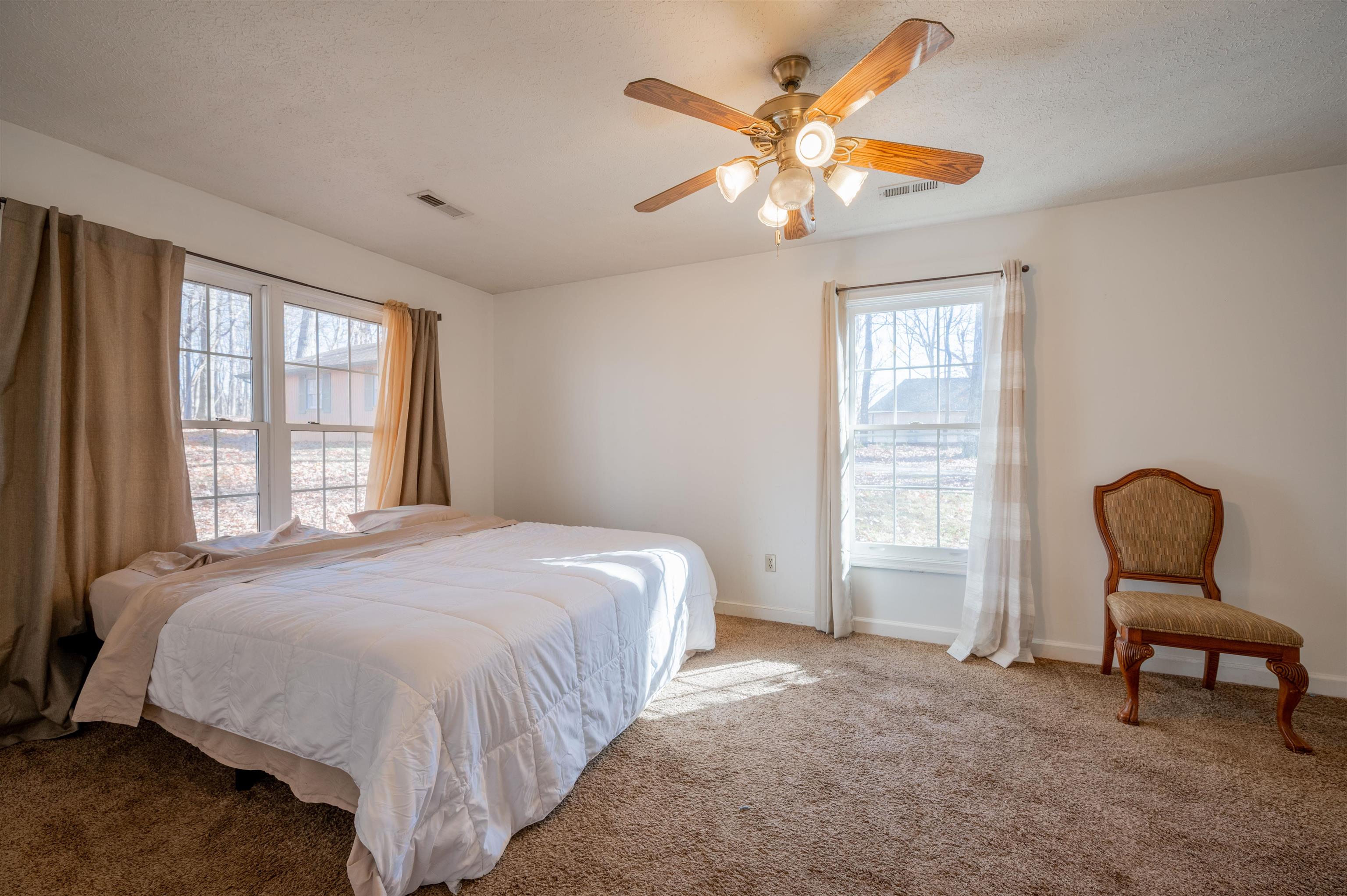 604 Surrey Drive Huddleston VA 24104