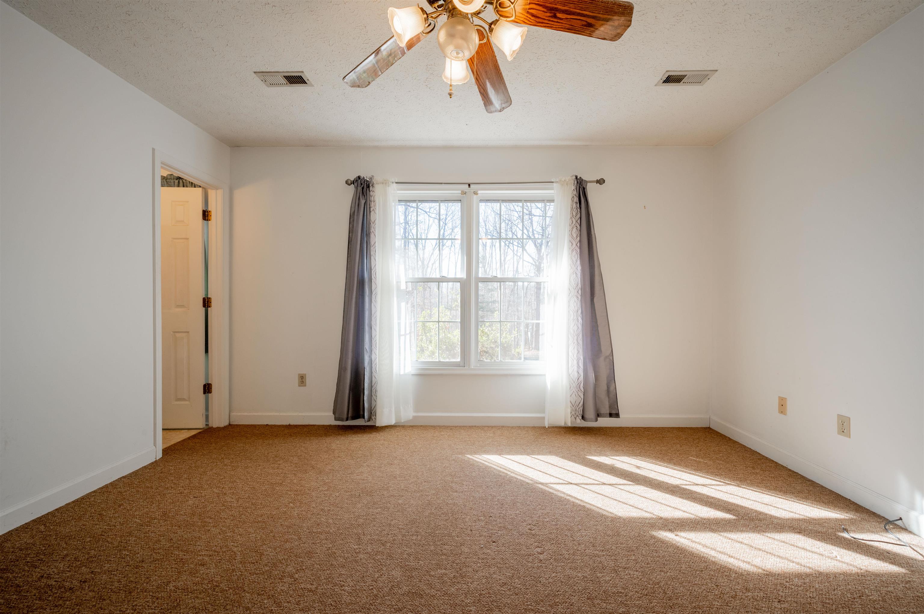 604 Surrey Drive Huddleston VA 24104