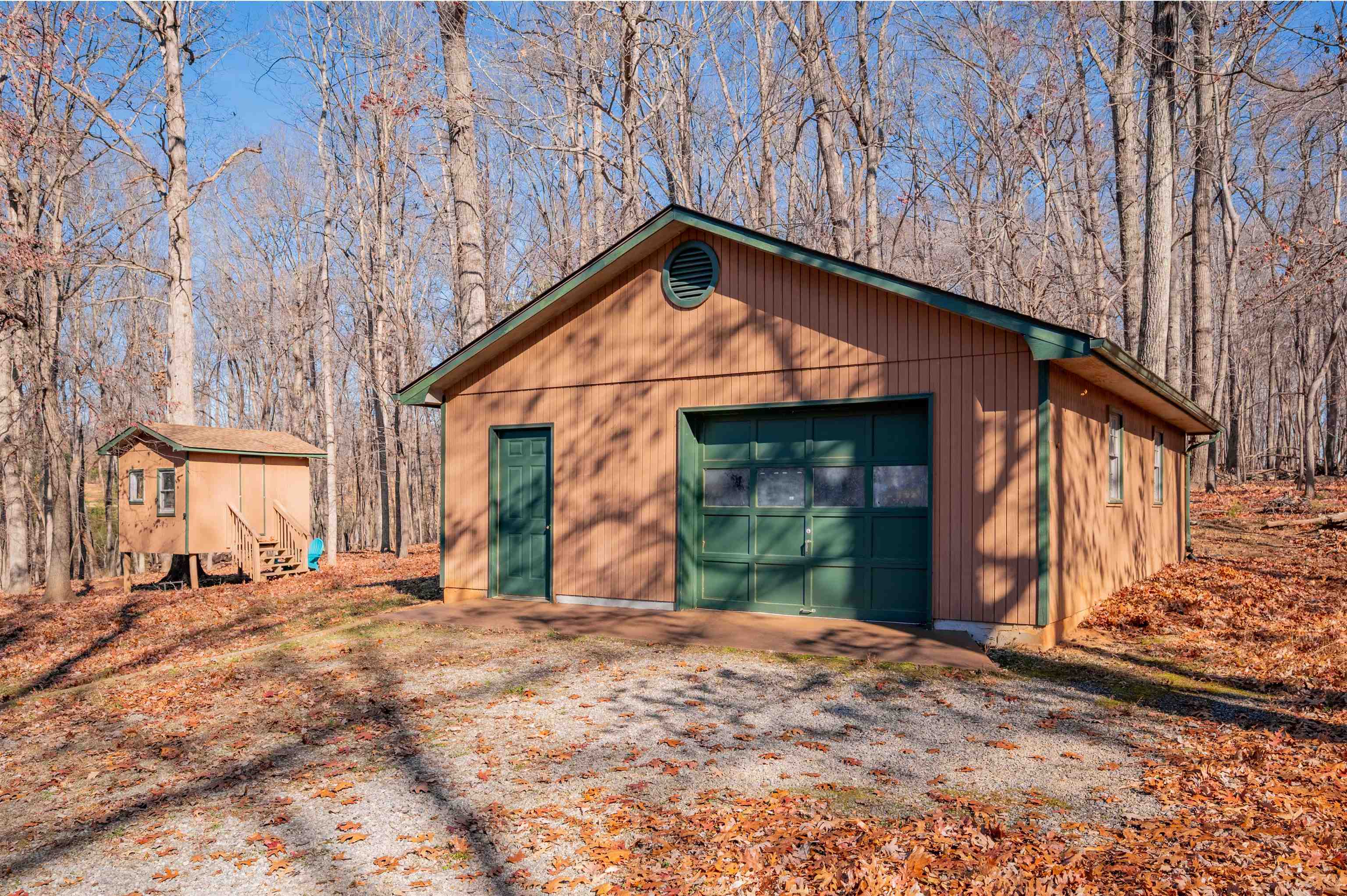 604 Surrey Drive Huddleston VA 24104