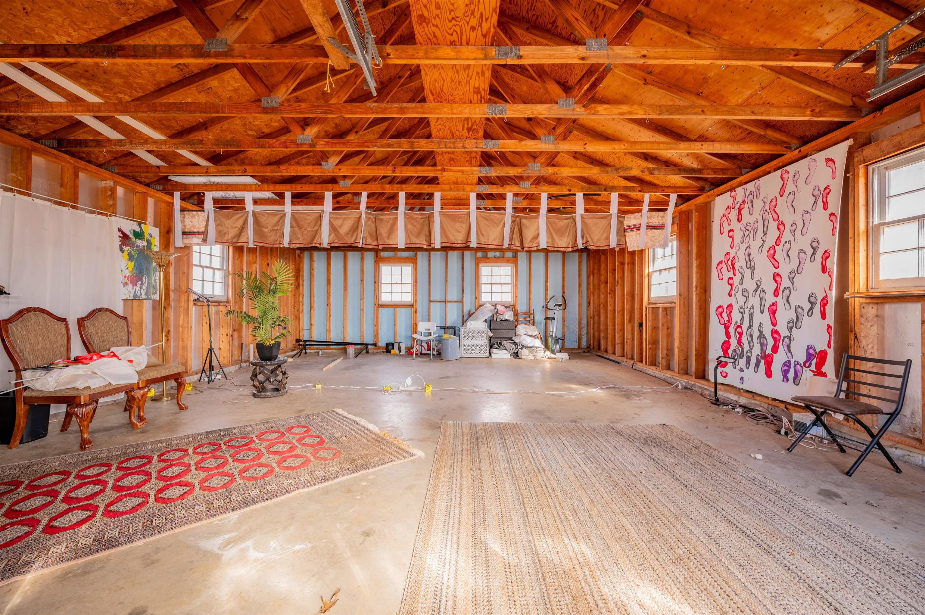 604 Surrey Drive Huddleston VA 24104