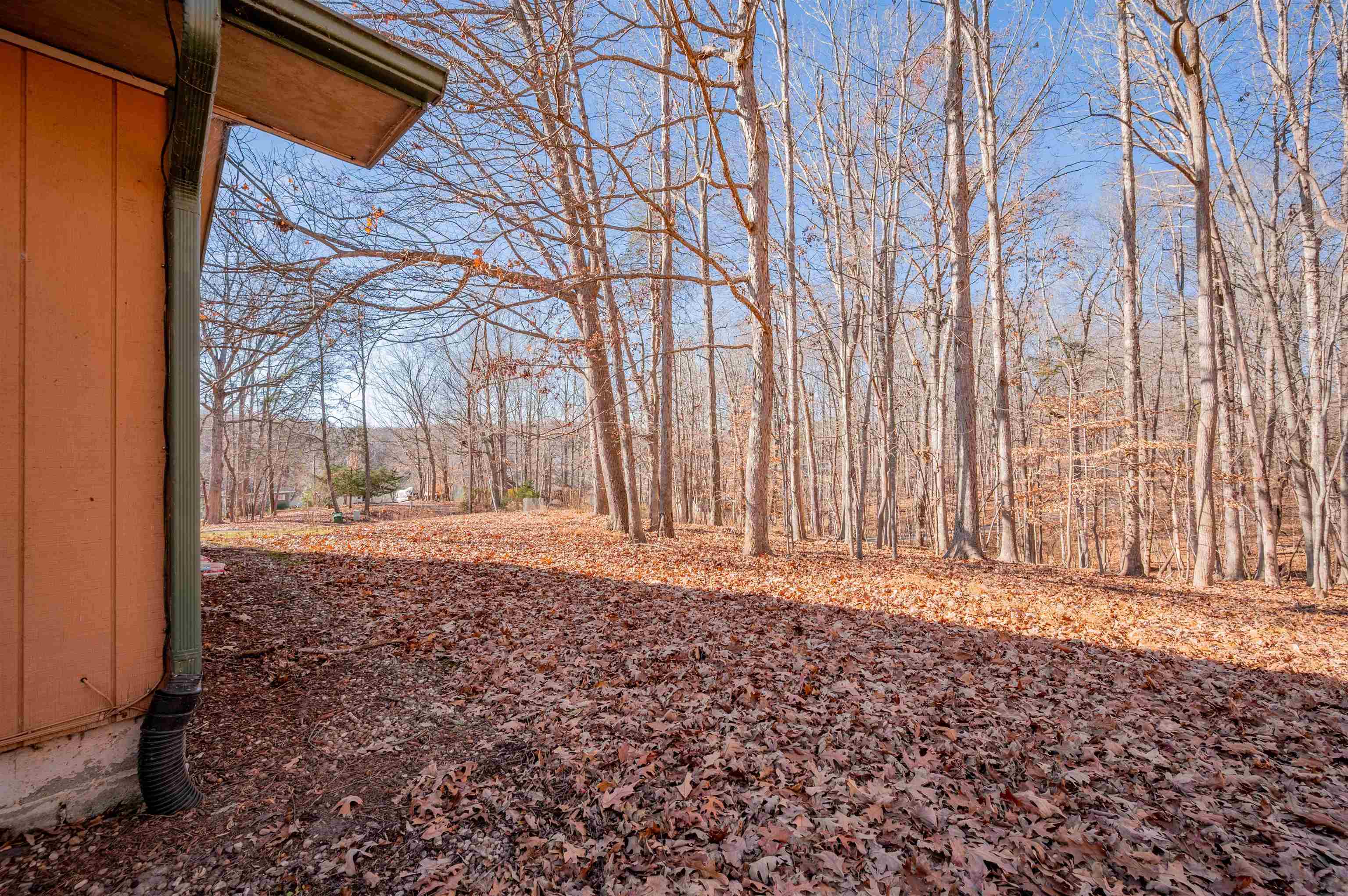 604 Surrey Drive Huddleston VA 24104