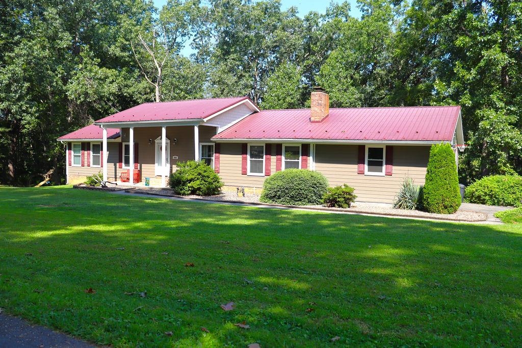 5651 Howell Drive Dublin VA 24084
