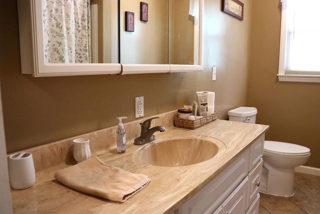 5651 Howell Drive Dublin VA 24084