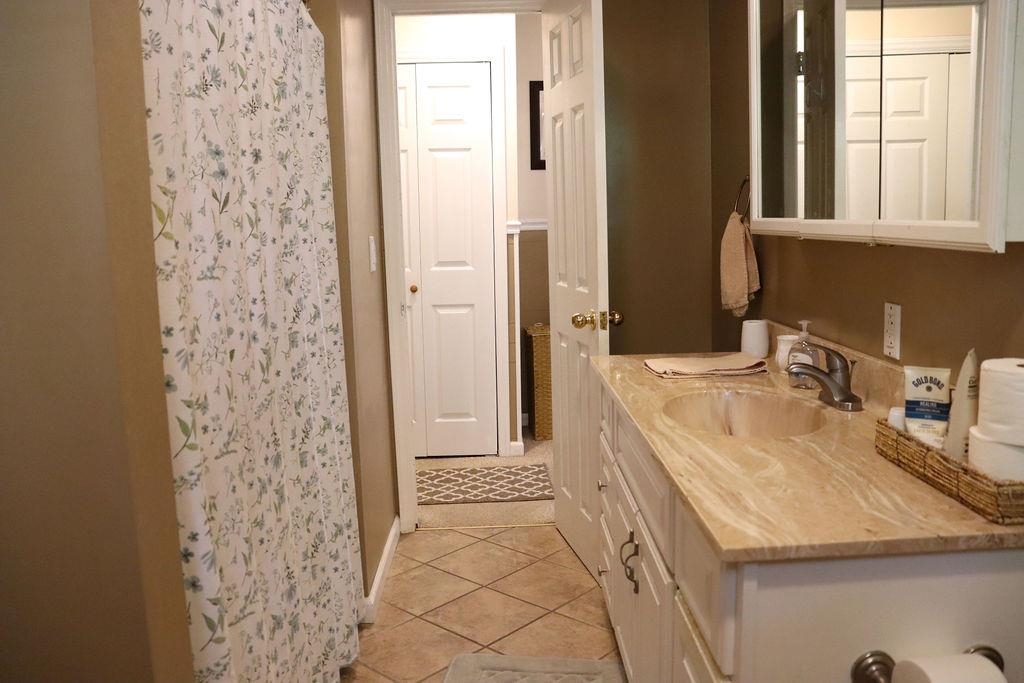 5651 Howell Drive Dublin VA 24084