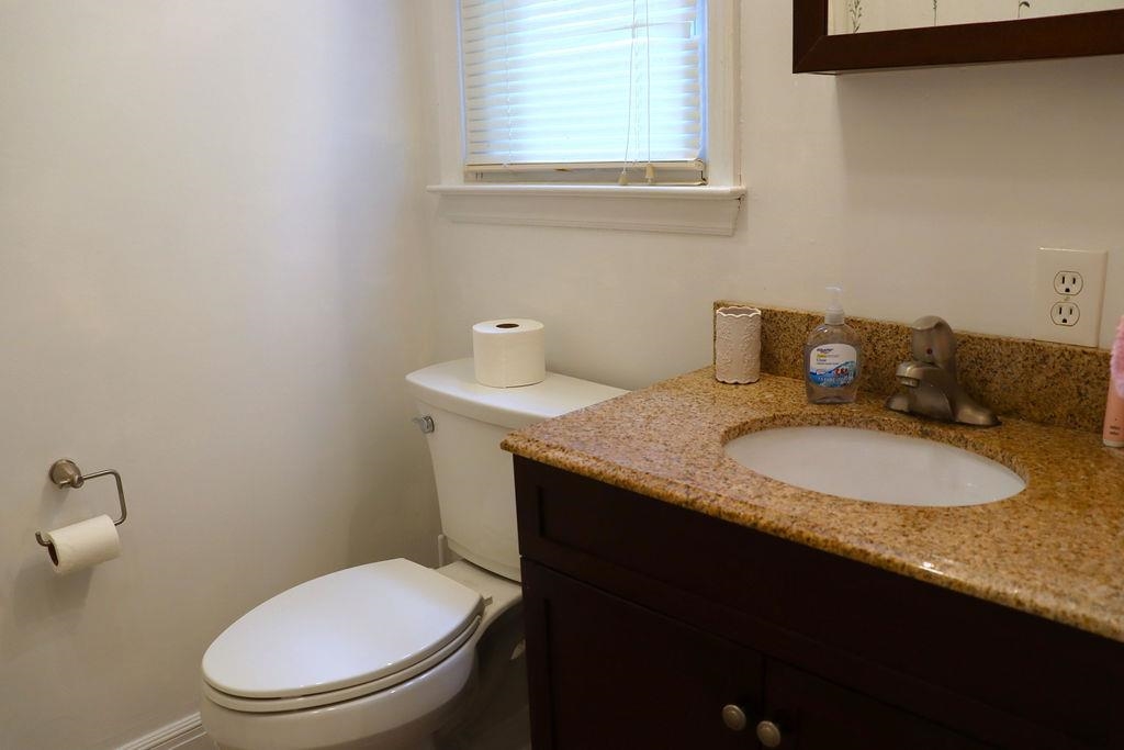 5651 Howell Drive Dublin VA 24084