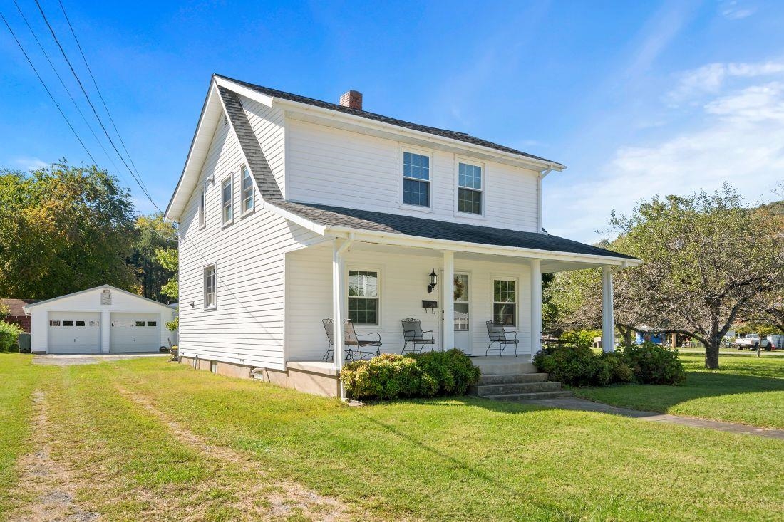104 Esther Street Narrows VA 24124