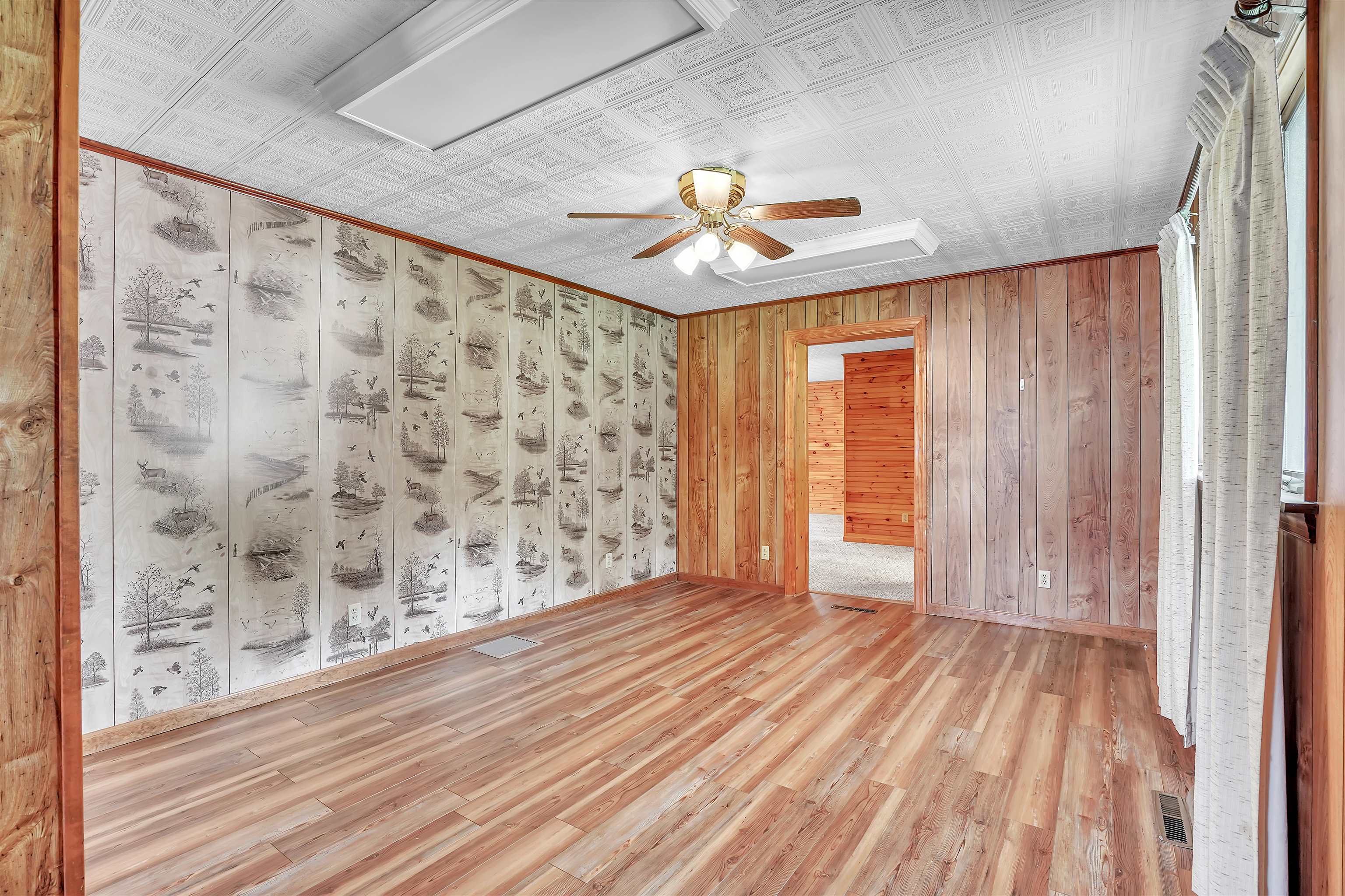 119 Mountain View Drive Rich Creek VA 24147