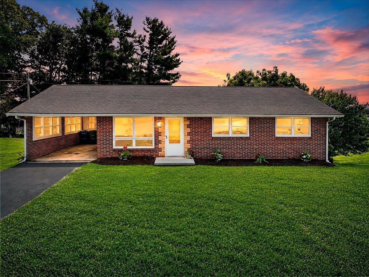135 Griggs Street Christiansburg VA 24073