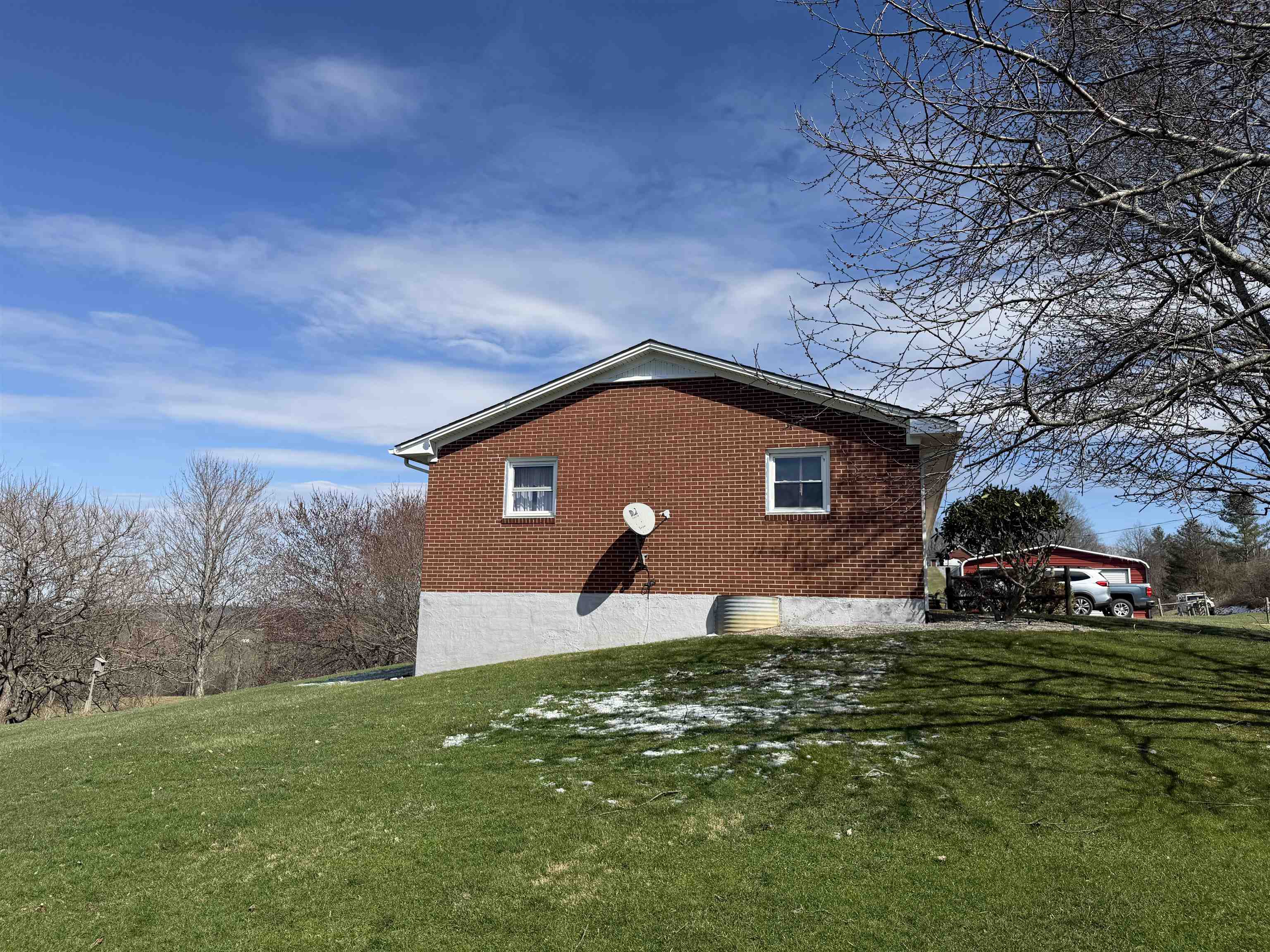 263 Indian Valley Po Road NW Willis VA 24380