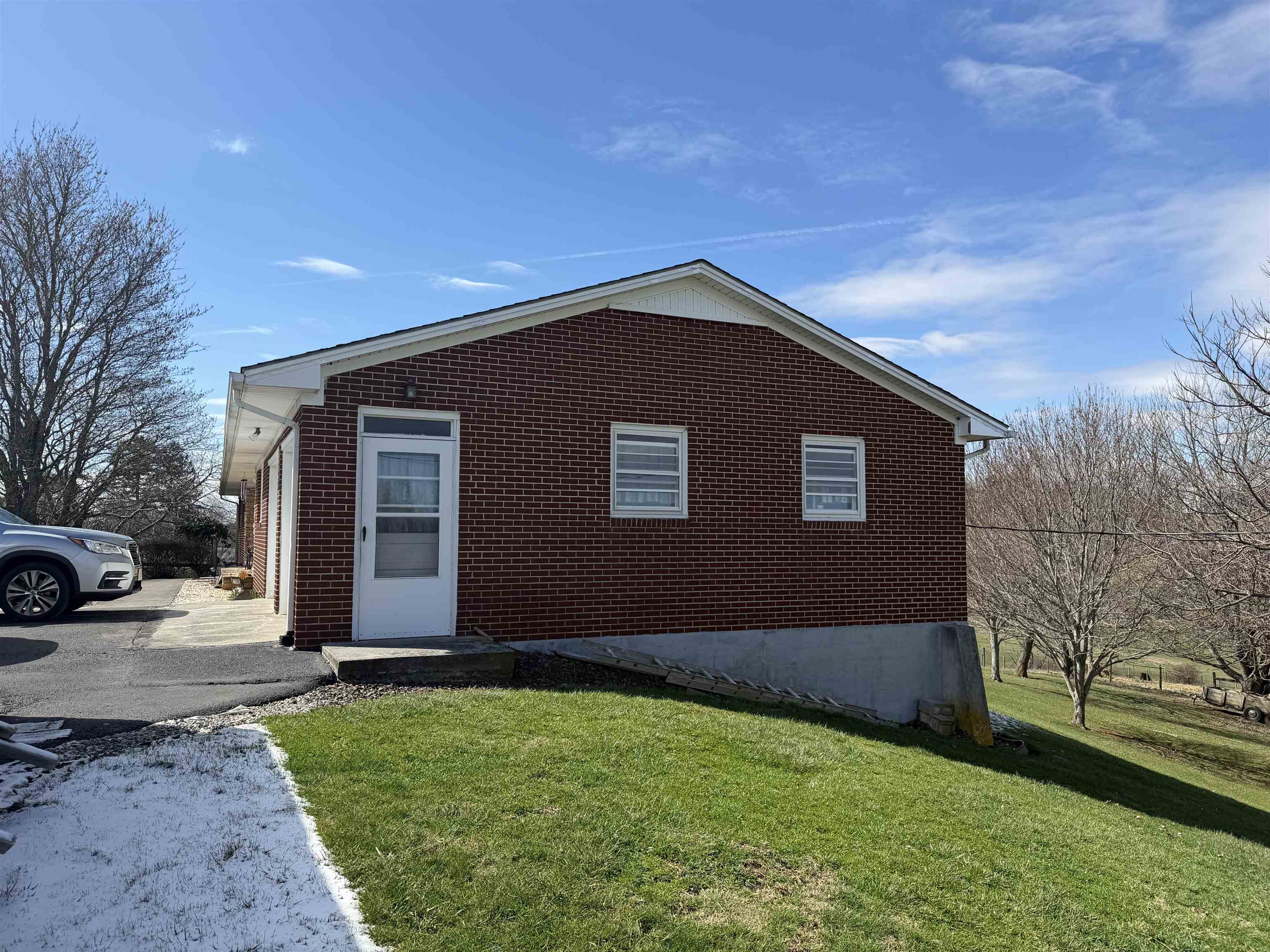 263 Indian Valley Po Road NW Willis VA 24380