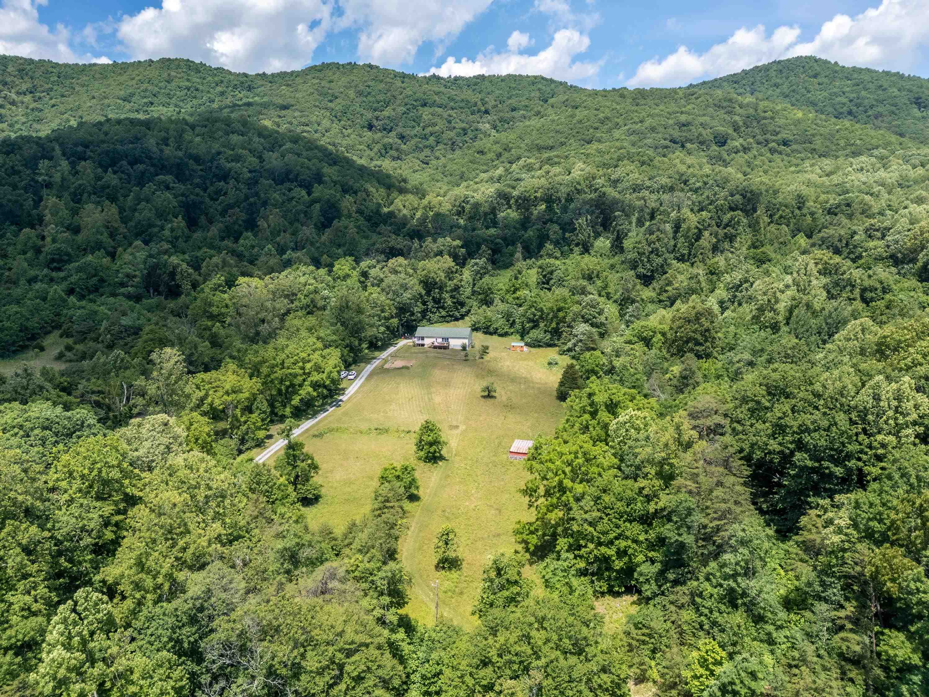 68 Paradise Lane Troutville VA 24175