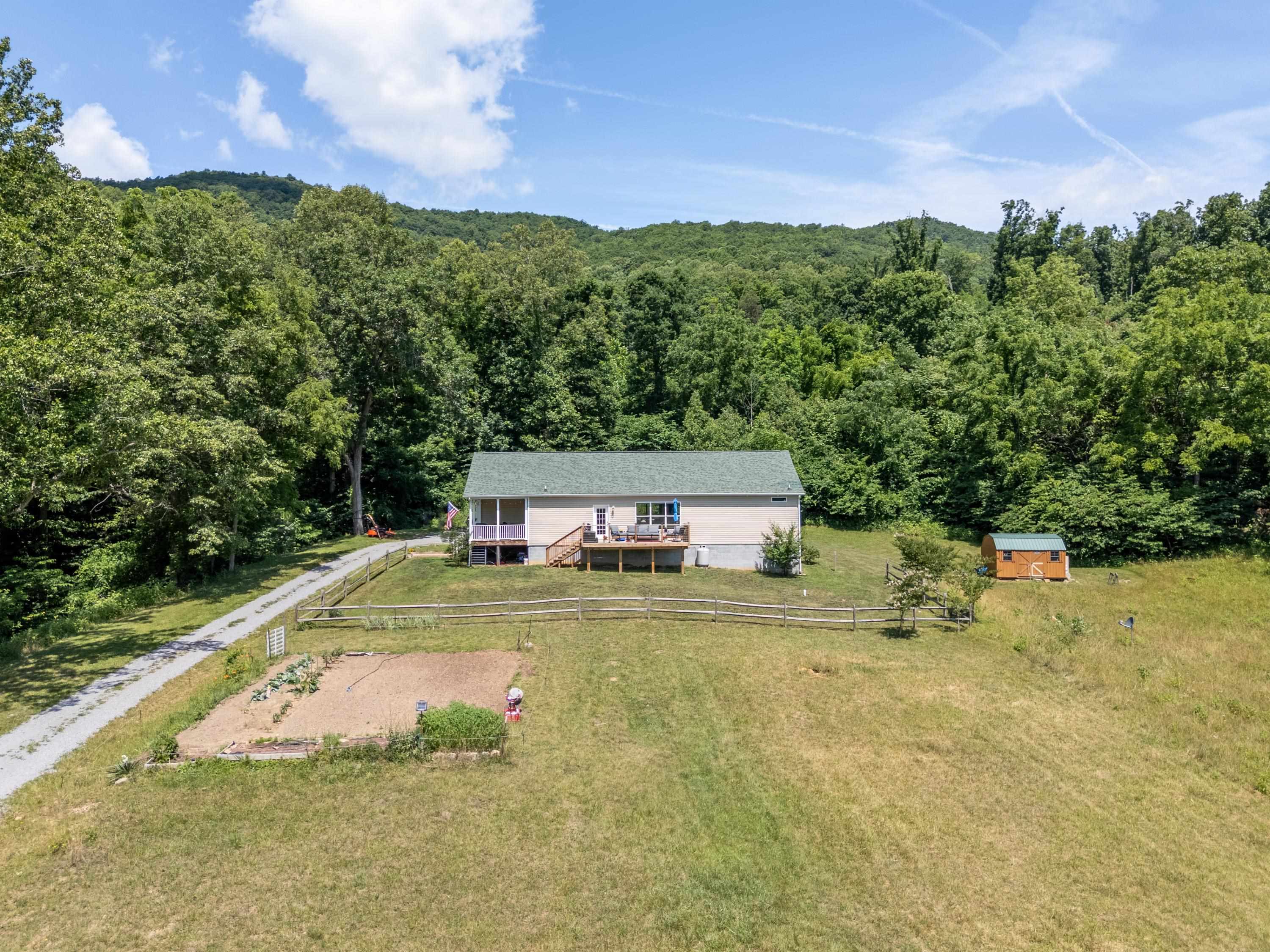 68 Paradise Lane Troutville VA 24175