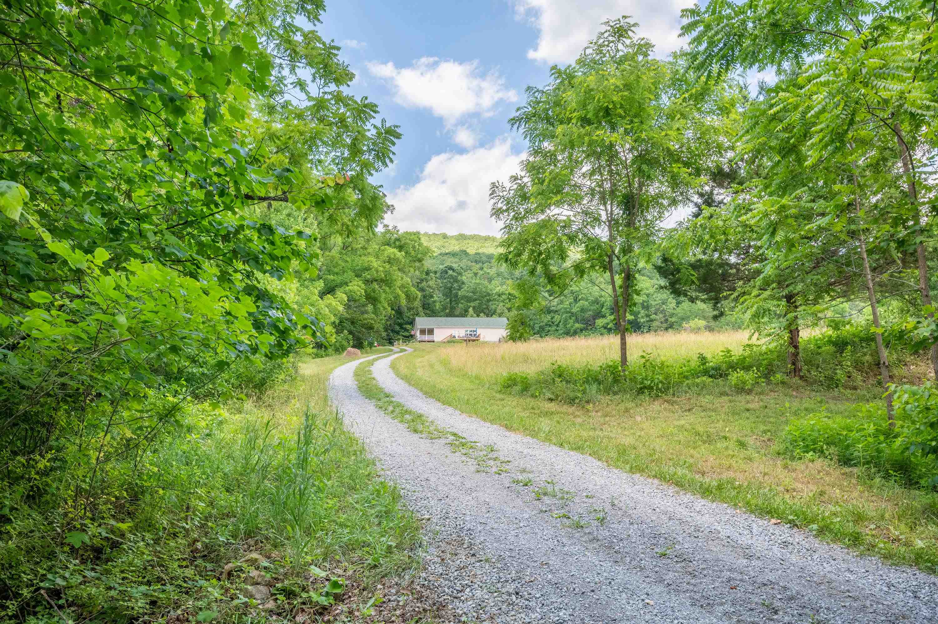 68 Paradise Lane Troutville VA 24175