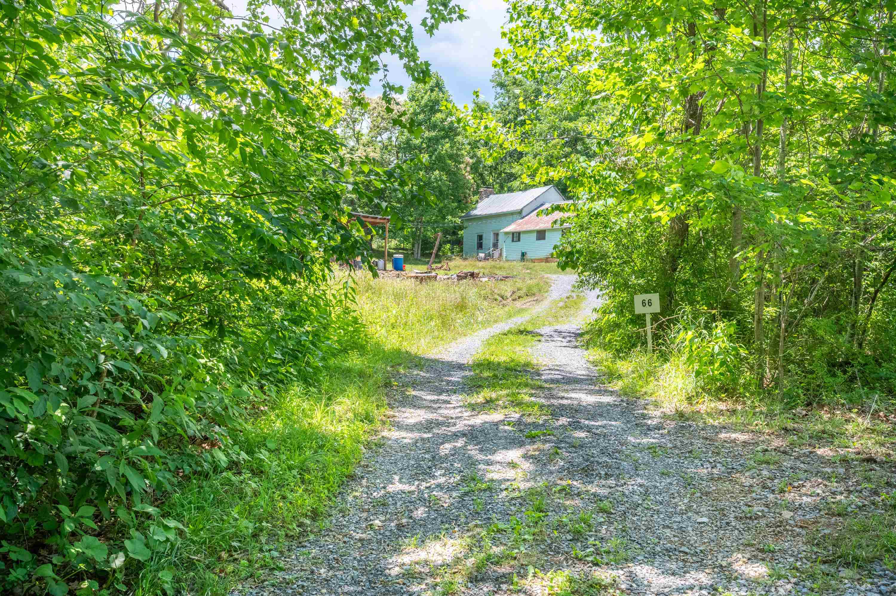 68 Paradise Lane Troutville VA 24175