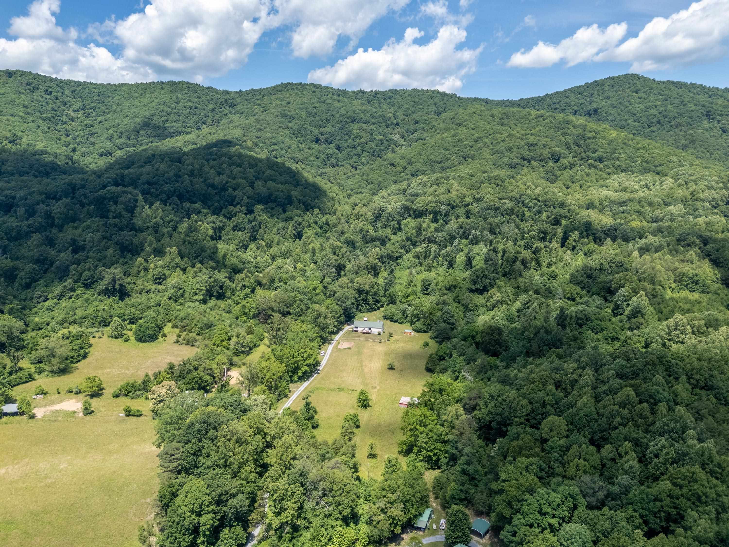 68 Paradise Lane Troutville VA 24175