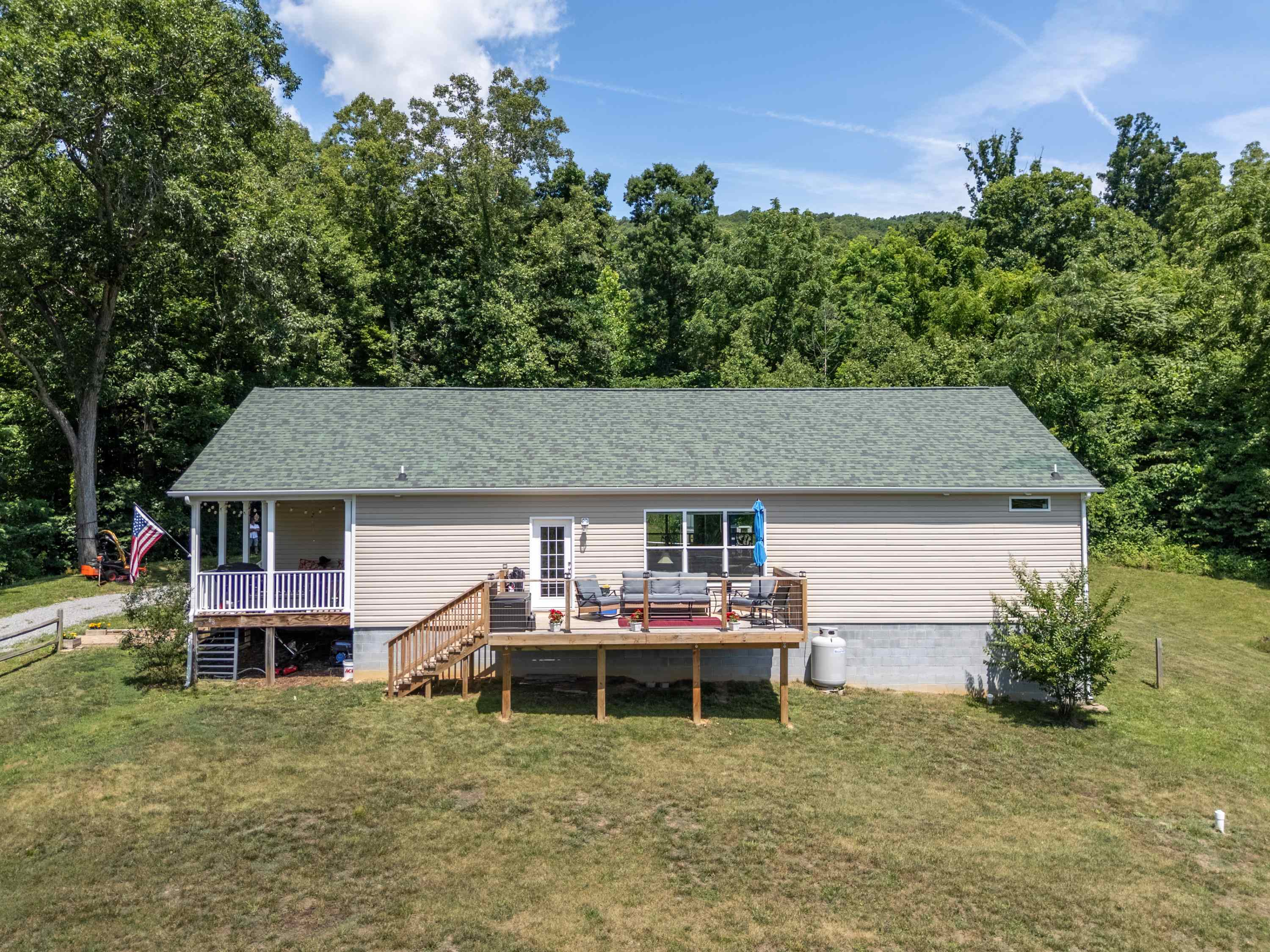 68 Paradise Lane Troutville VA 24175