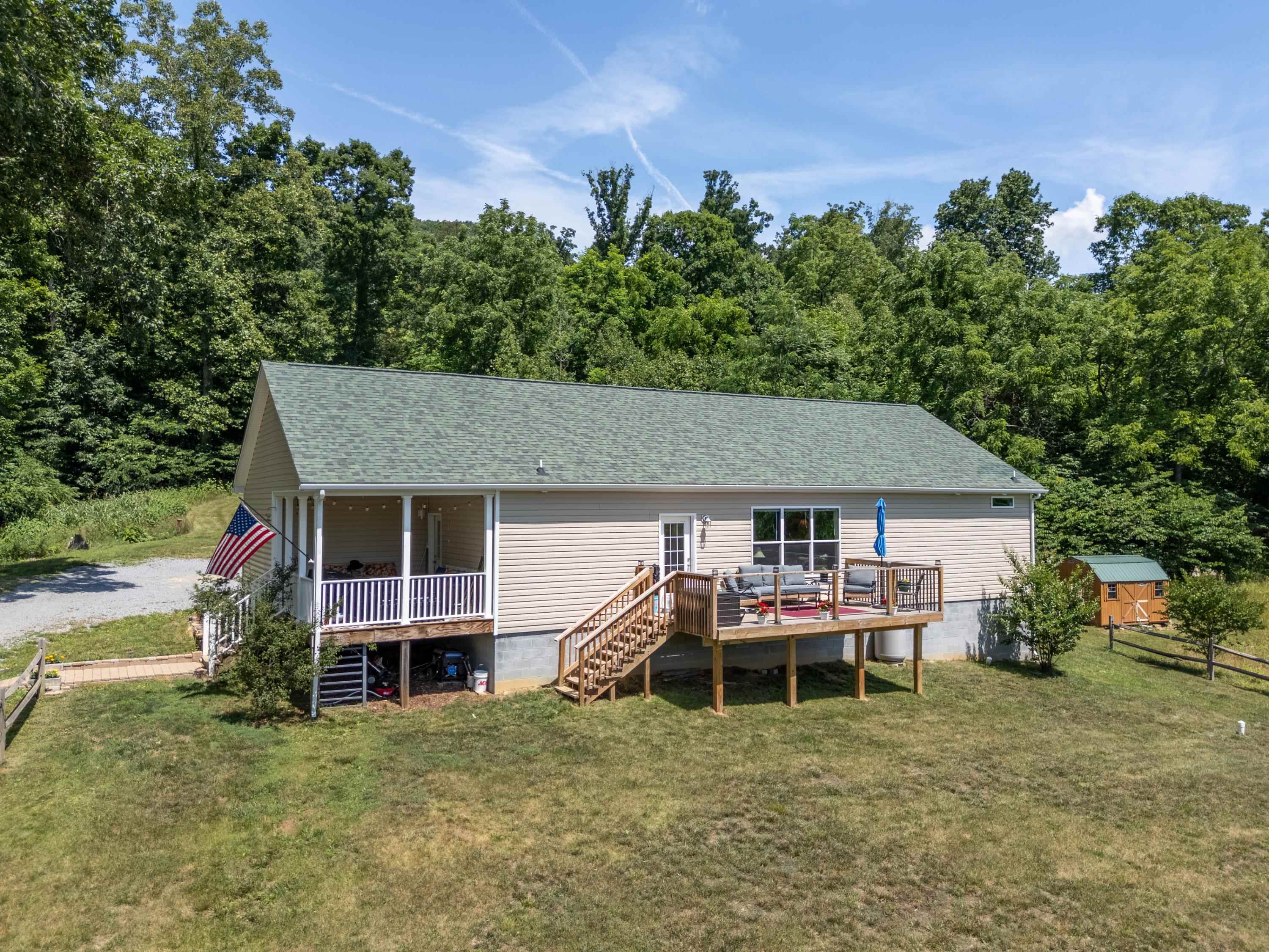68 Paradise Lane Troutville VA 24175