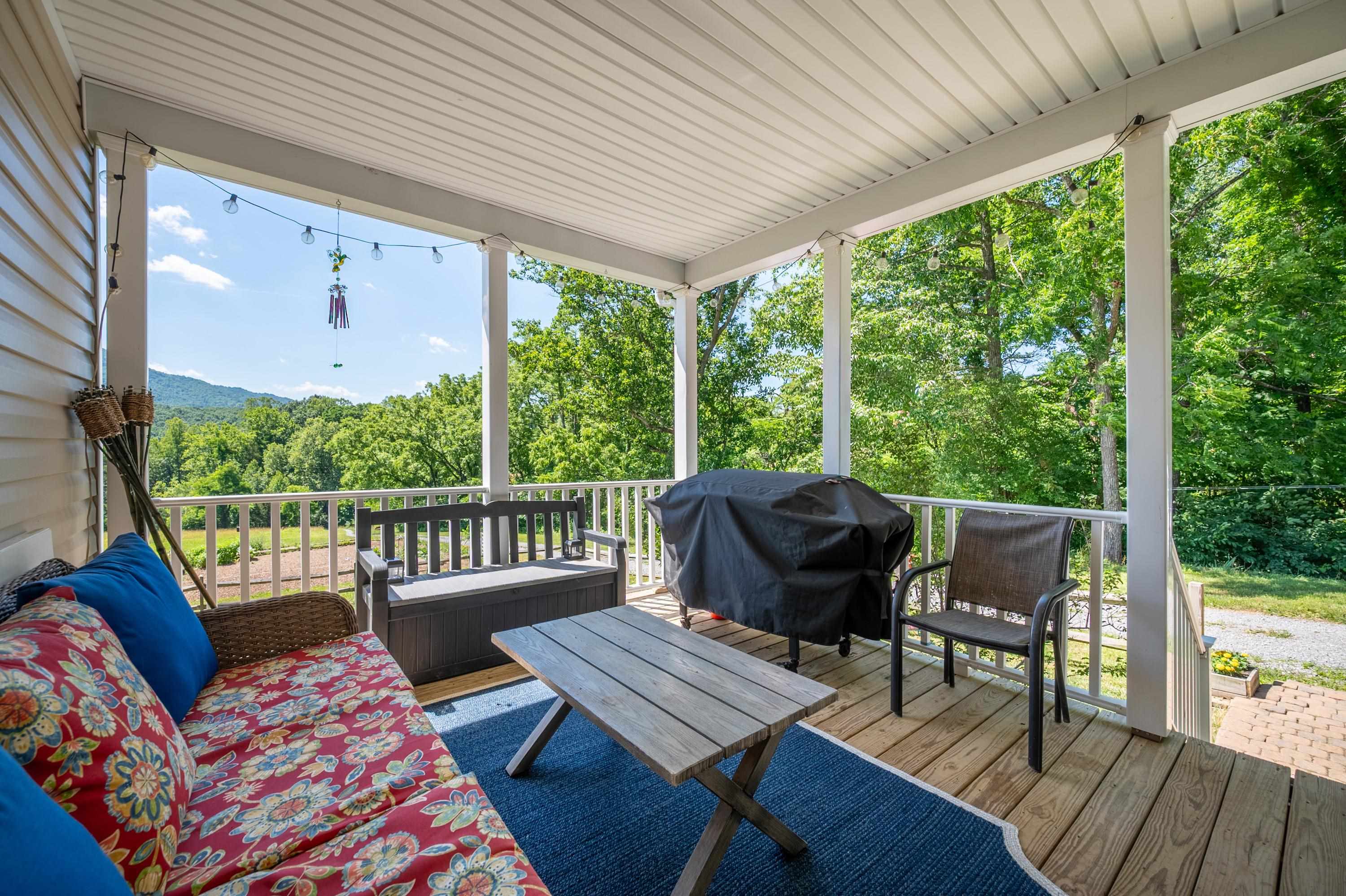 68 Paradise Lane Troutville VA 24175