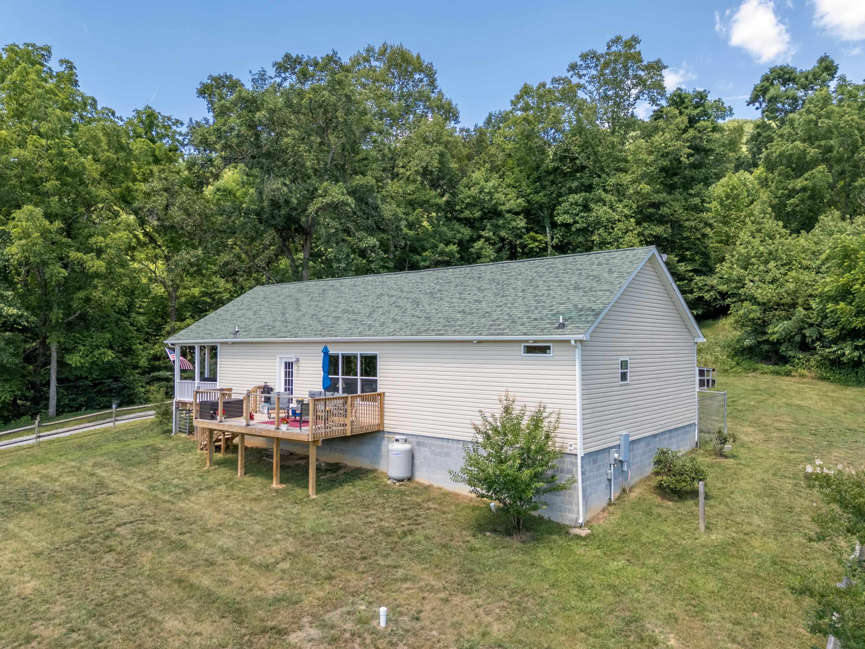 68 Paradise Lane Troutville VA 24175