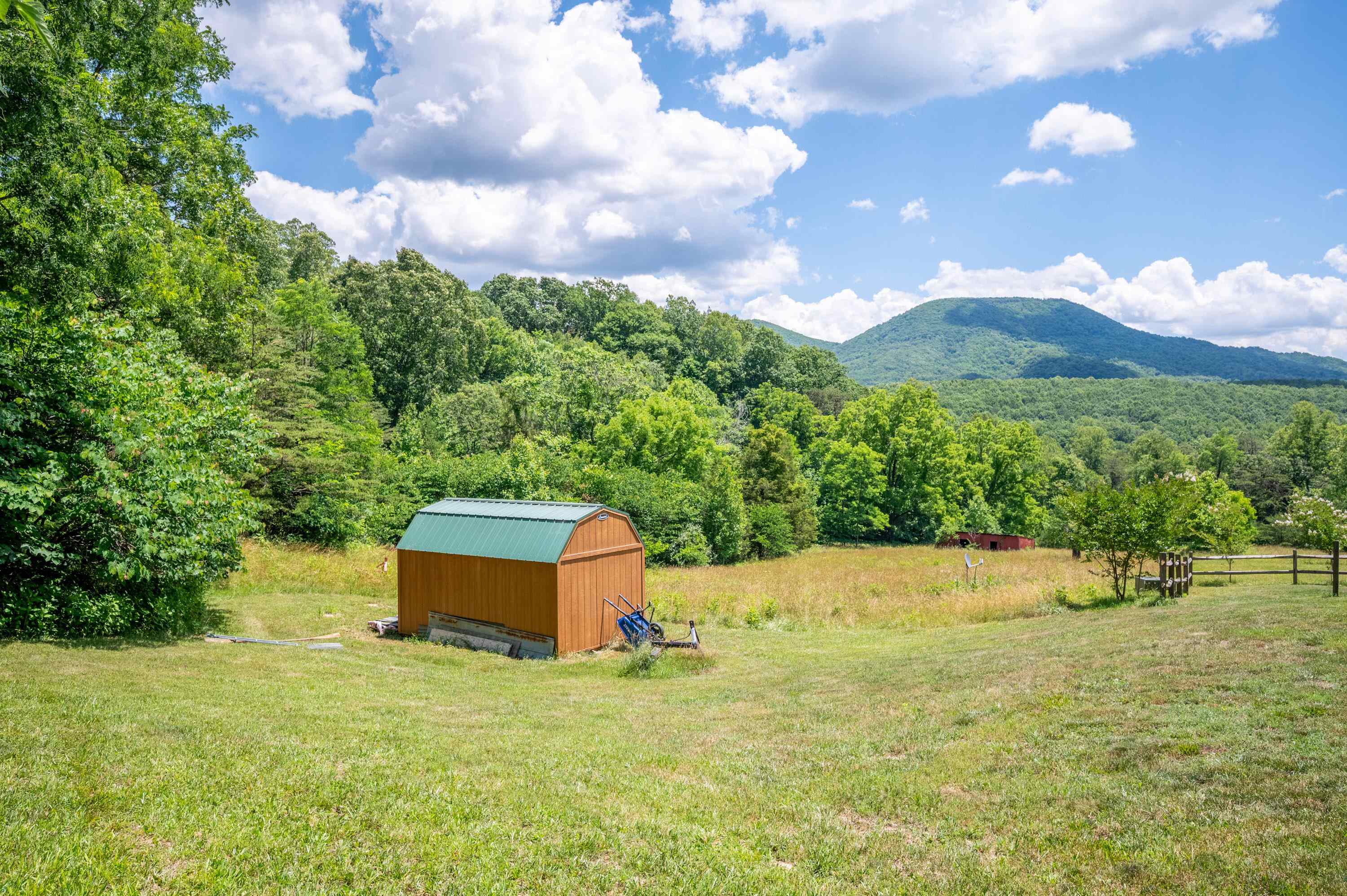 68 Paradise Lane Troutville VA 24175