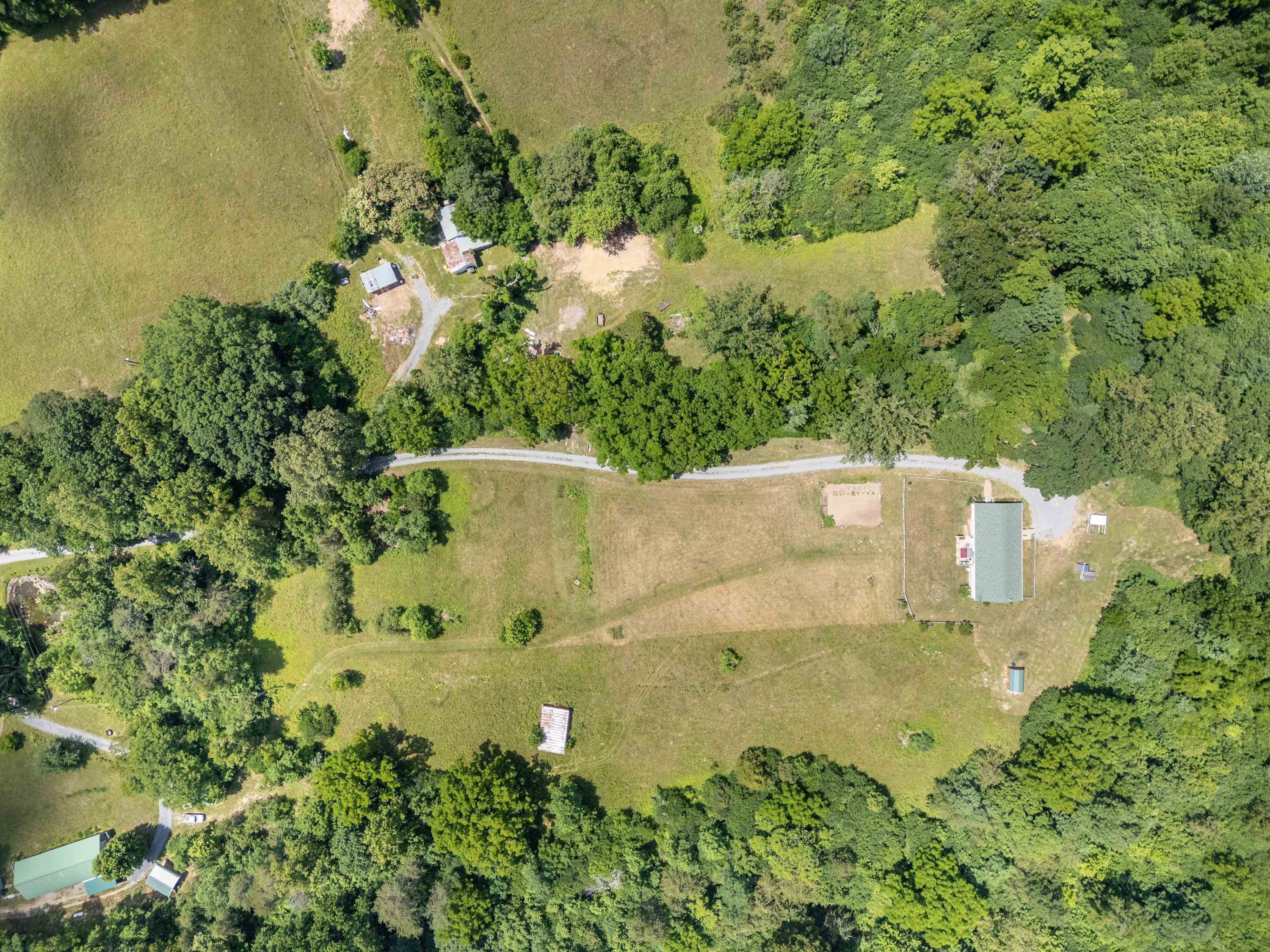 68 Paradise Lane Troutville VA 24175