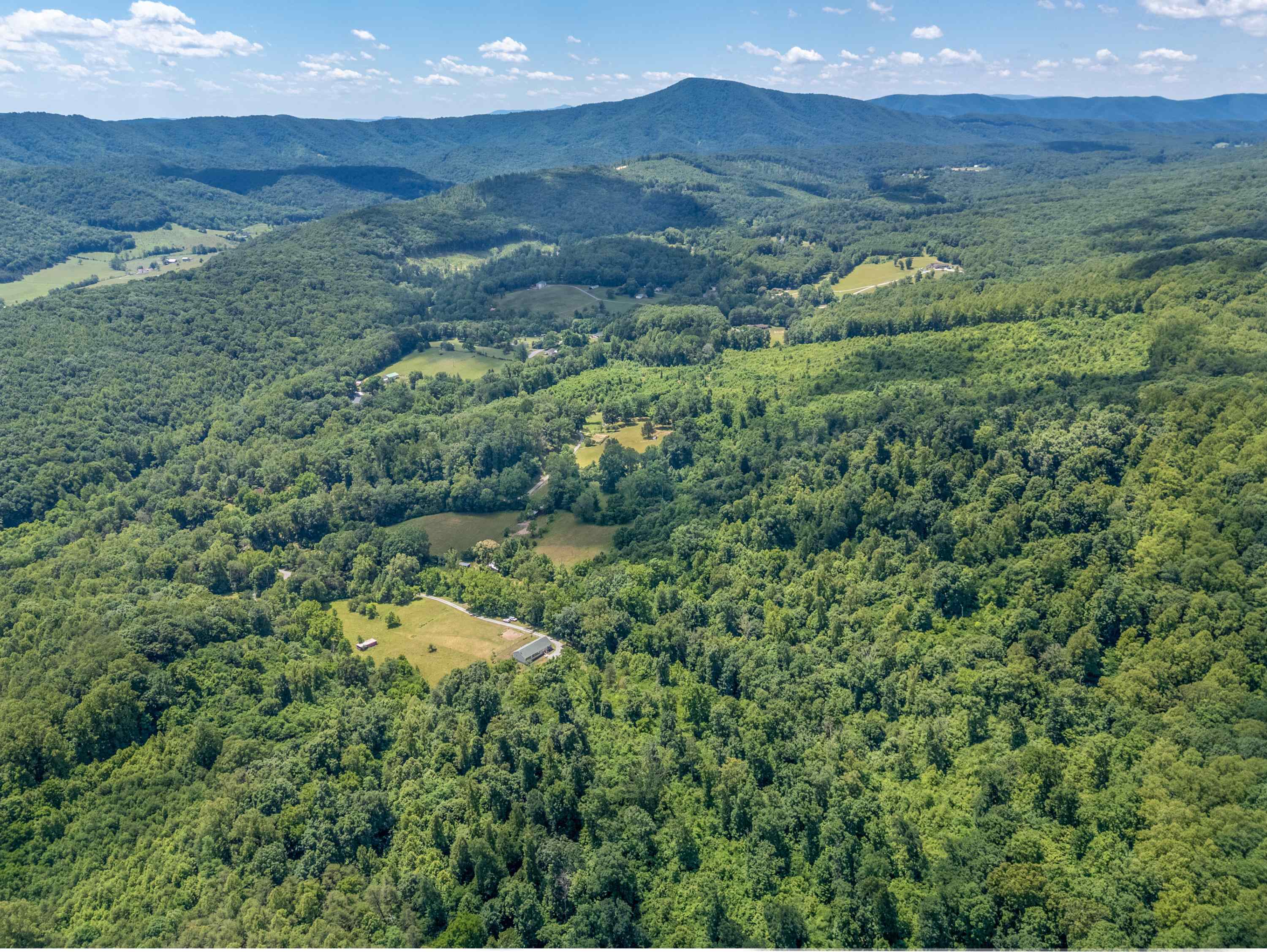 68 Paradise Lane Troutville VA 24175