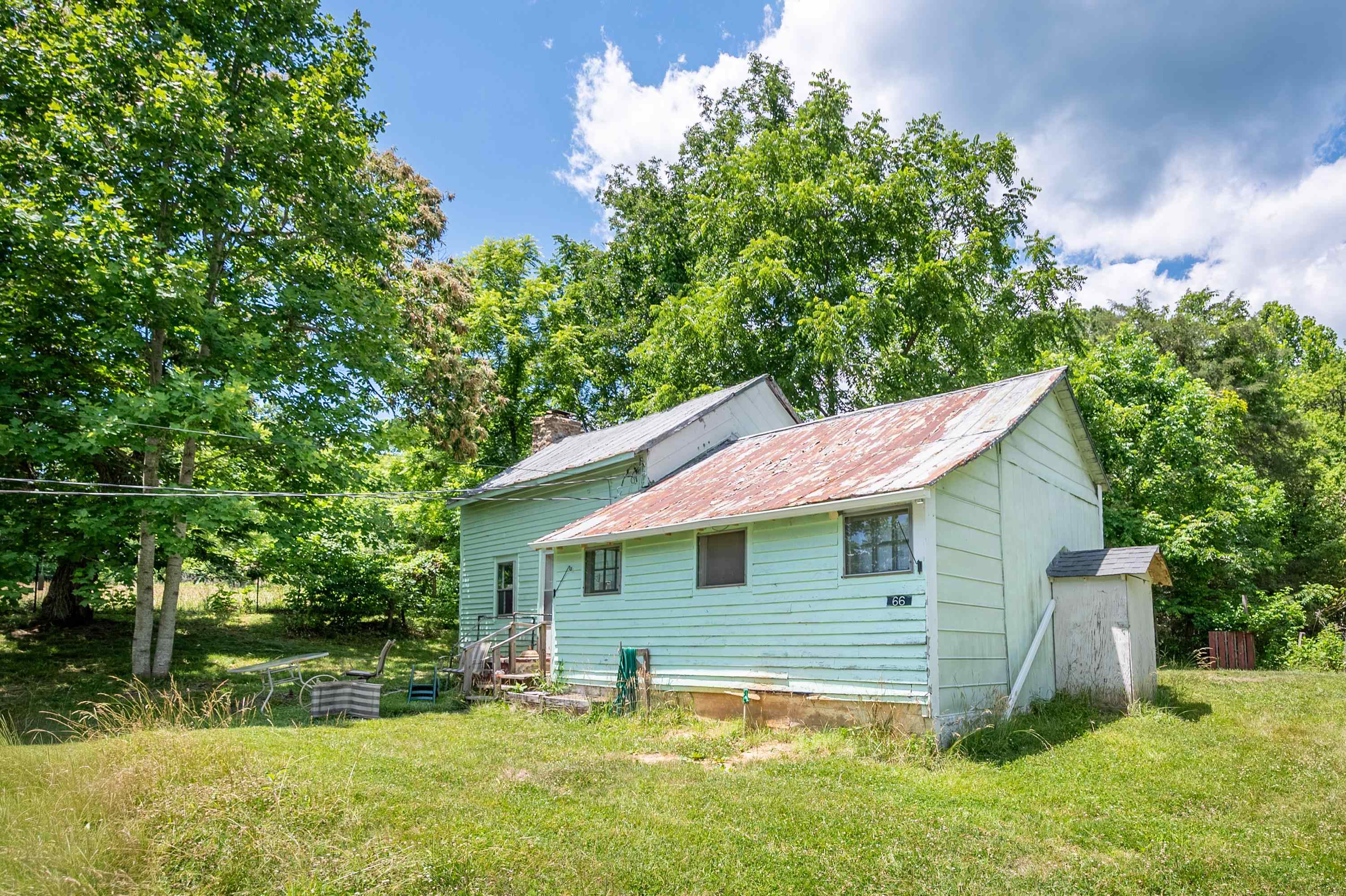 68 Paradise Lane Troutville VA 24175