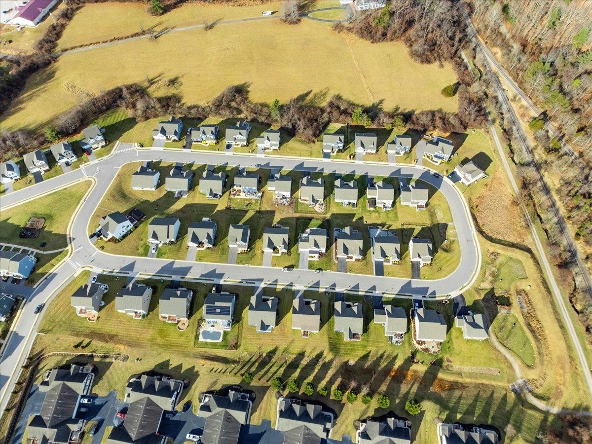 820 Jefferson Circle Christiansburg VA 24073