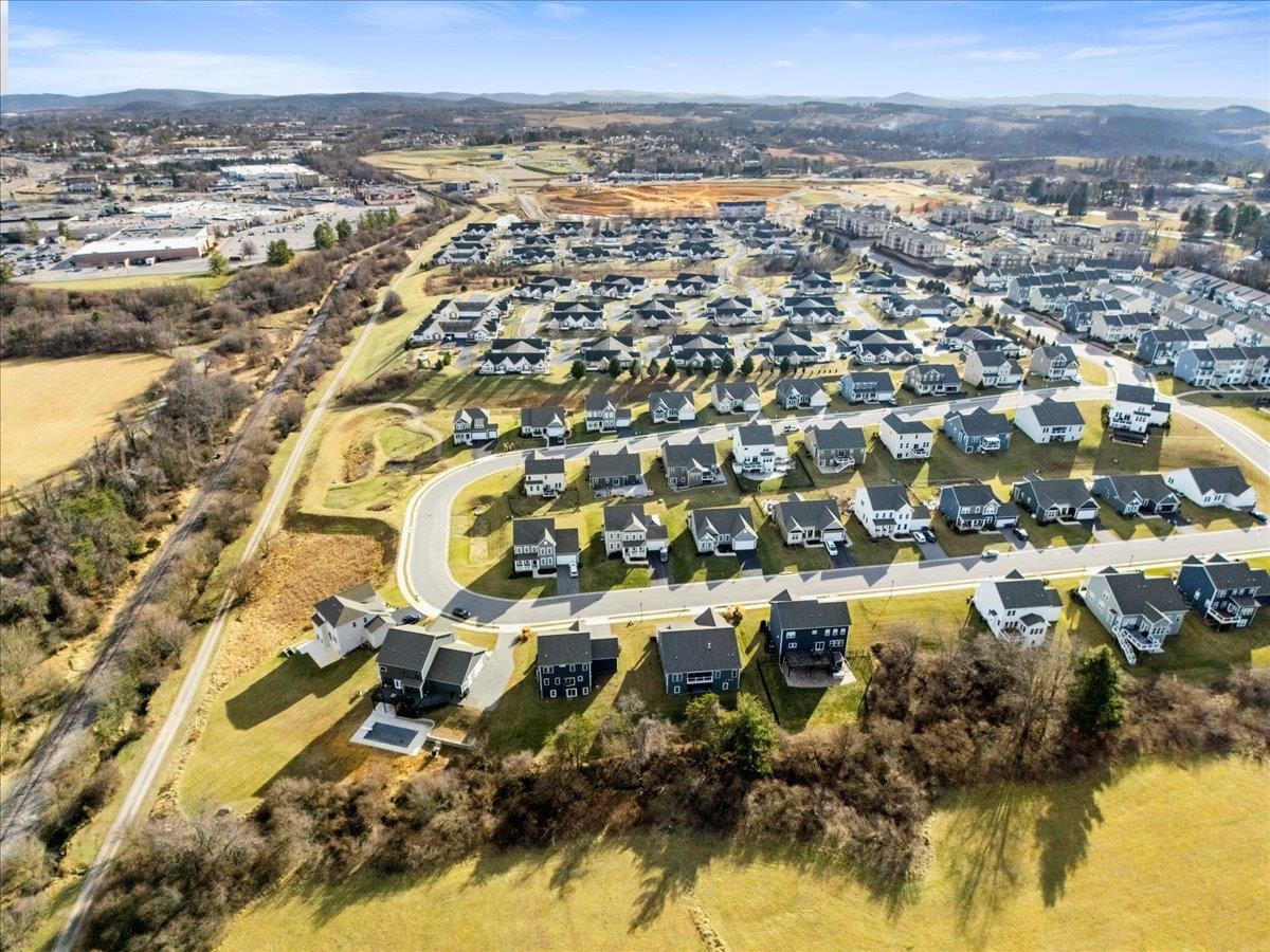 820 Jefferson Circle Christiansburg VA 24073