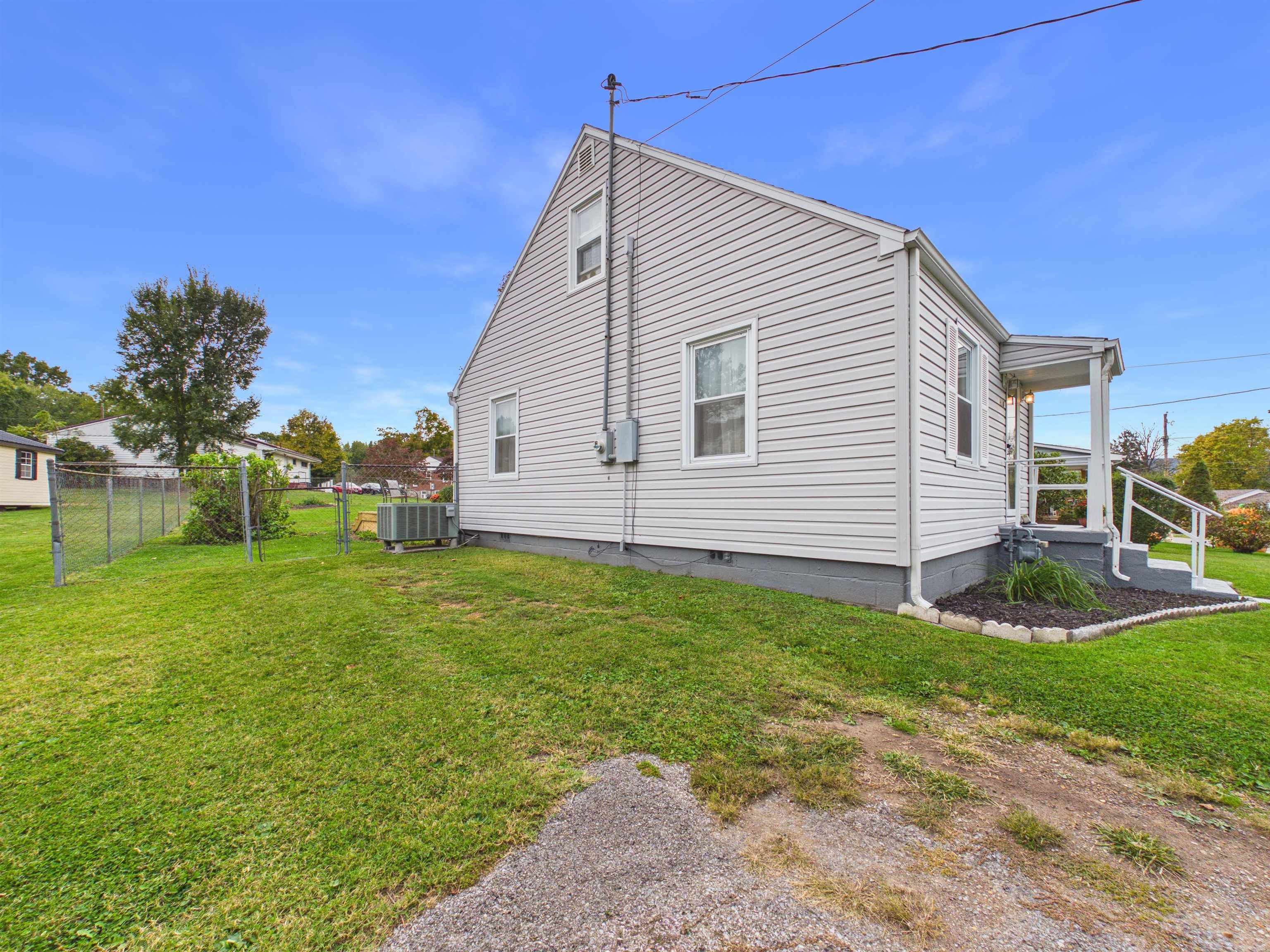 418 Easton Road Pearisburg VA 24134